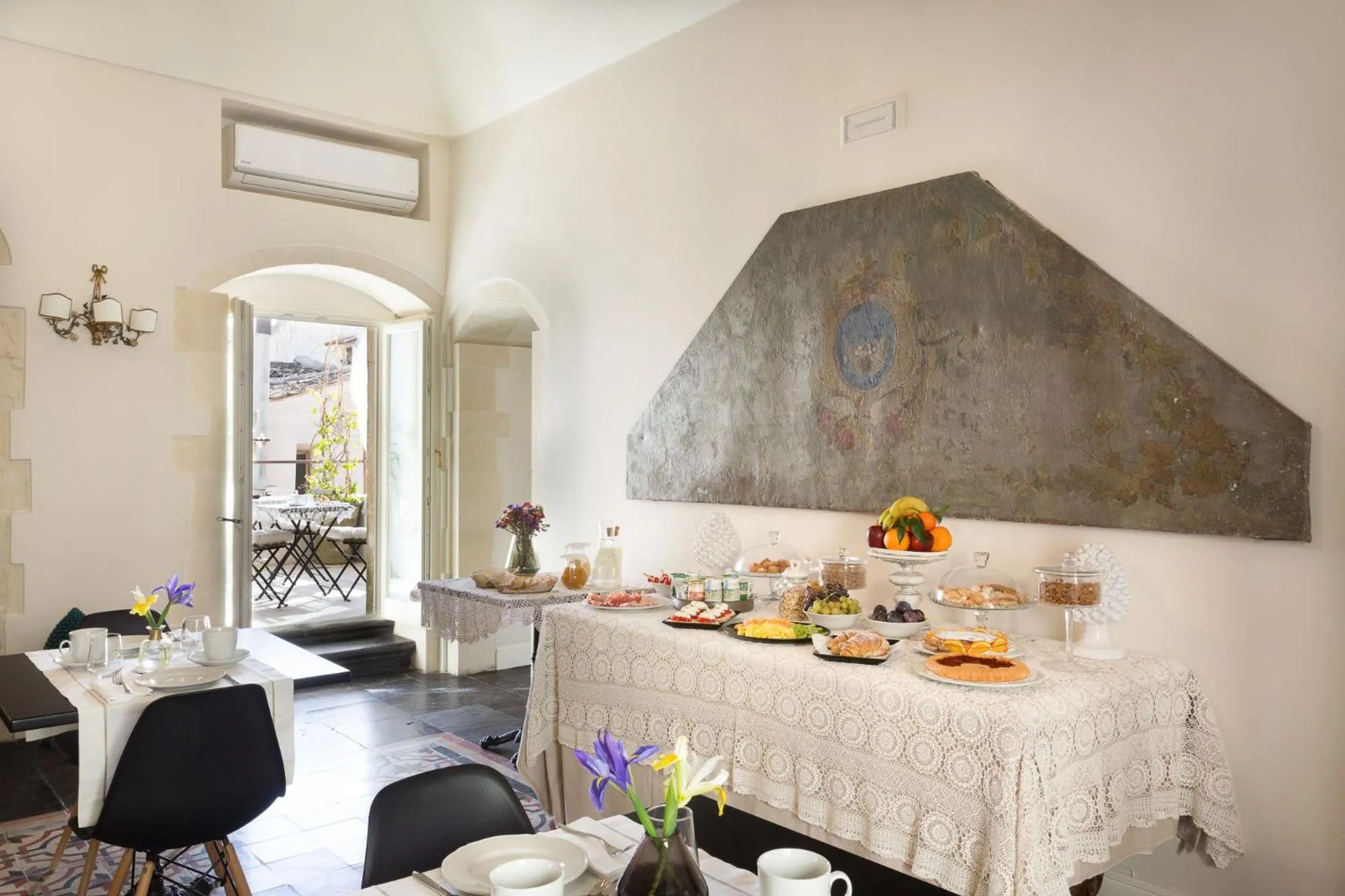 Breakfast in San Carlo Suites