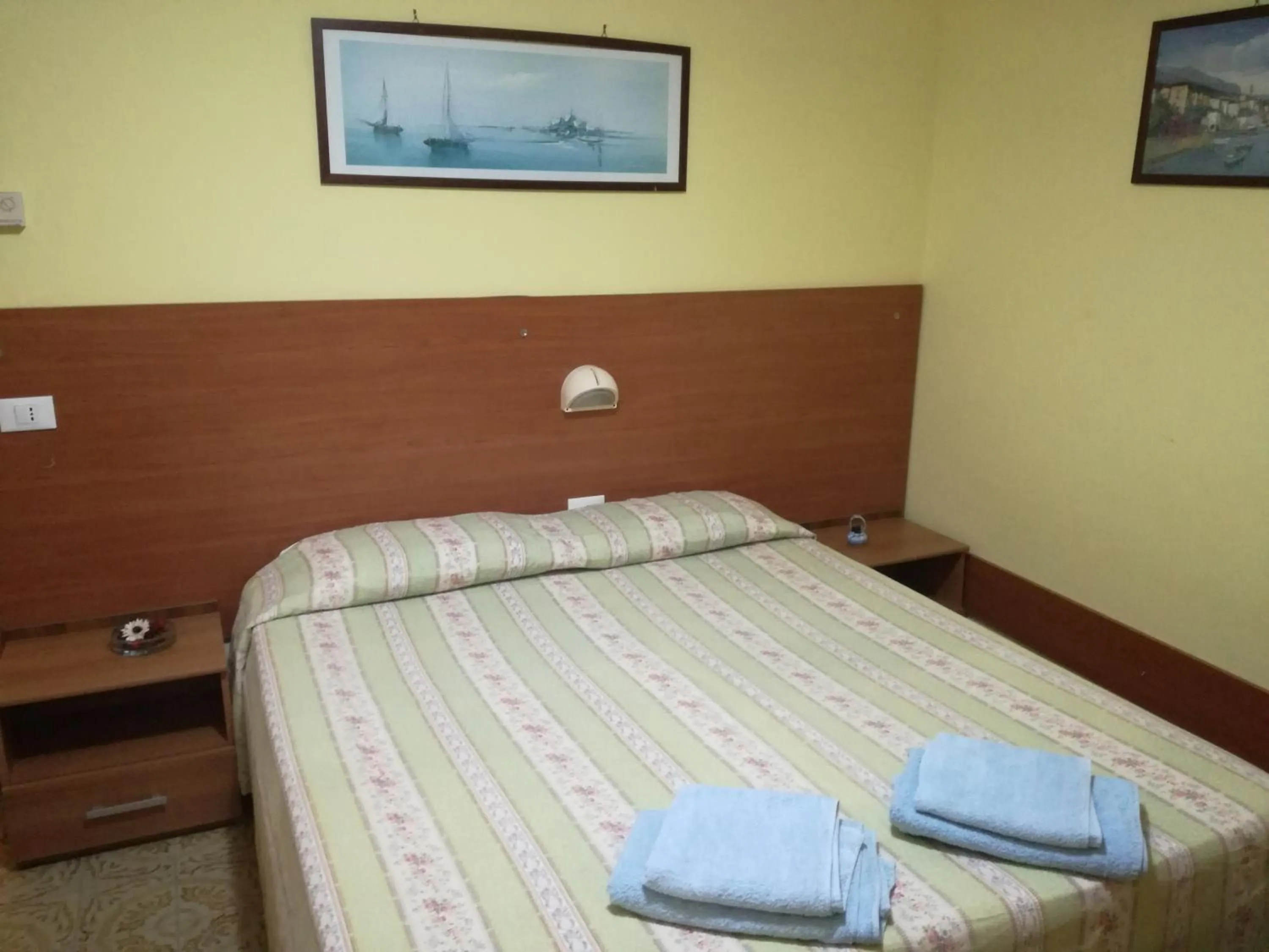 Bed in Albergo al Castello