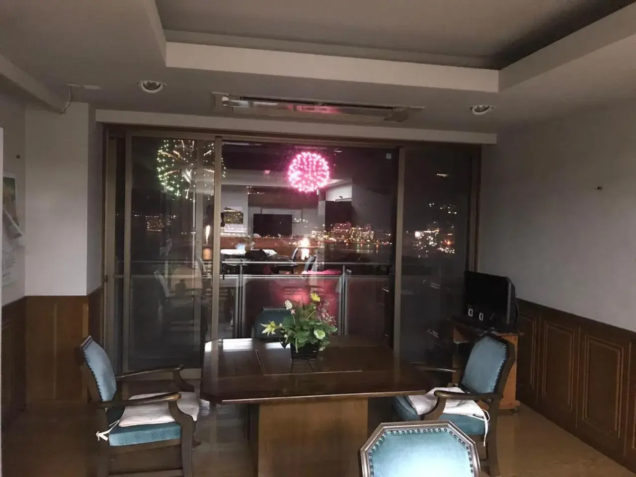 Street view in Atami Onsen Guest House Megumi 5 minutes walk from Atami Station Street view in Atami Onsen Guest House Megumi 5 minutes walk from Atami Station