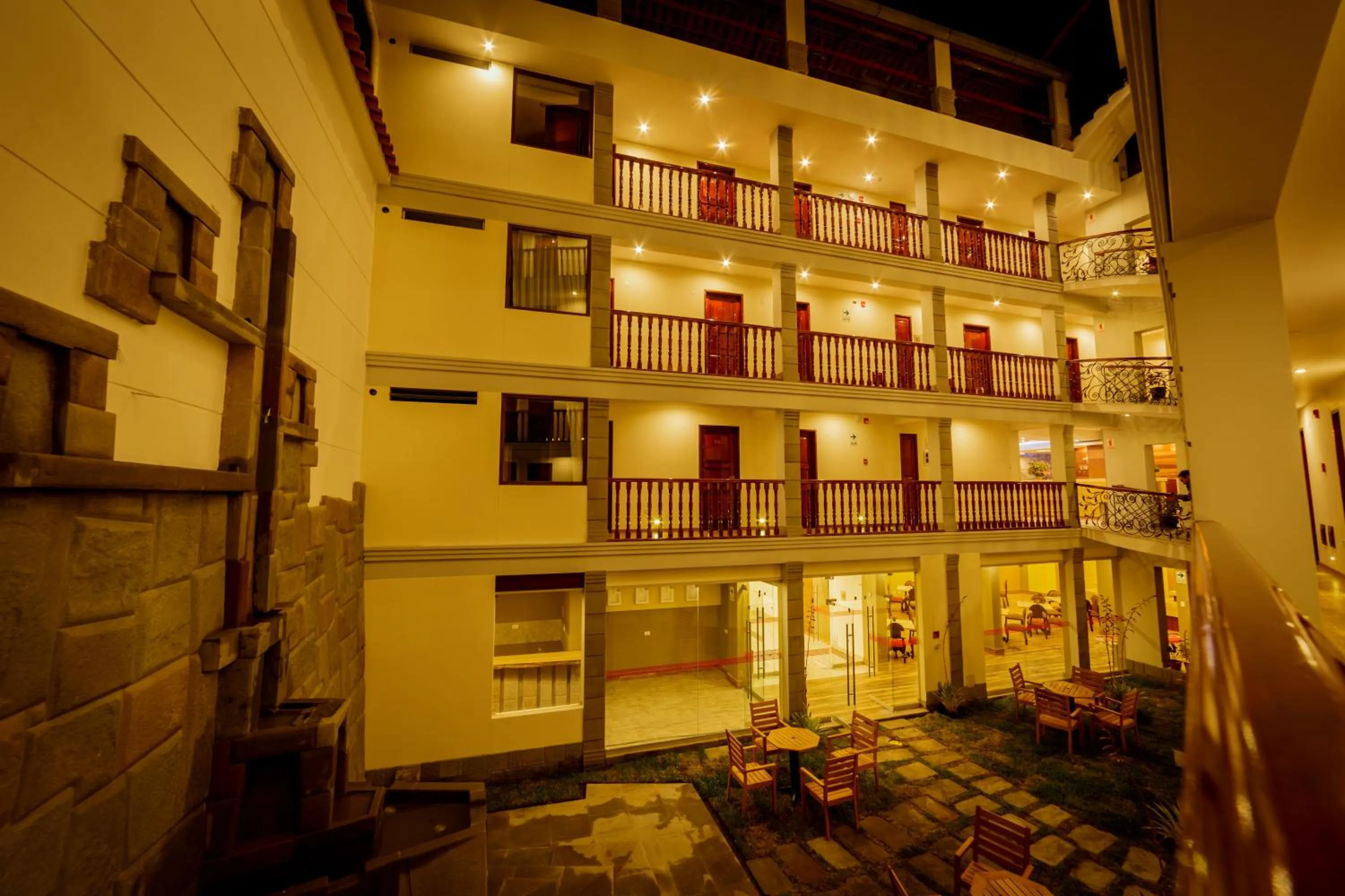 Patio in Yawar Inka Hotel