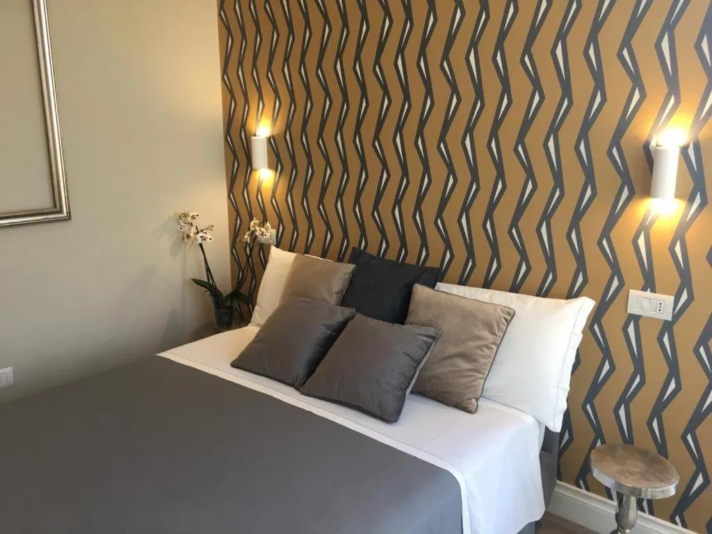 Bed in Ambra Noblesse