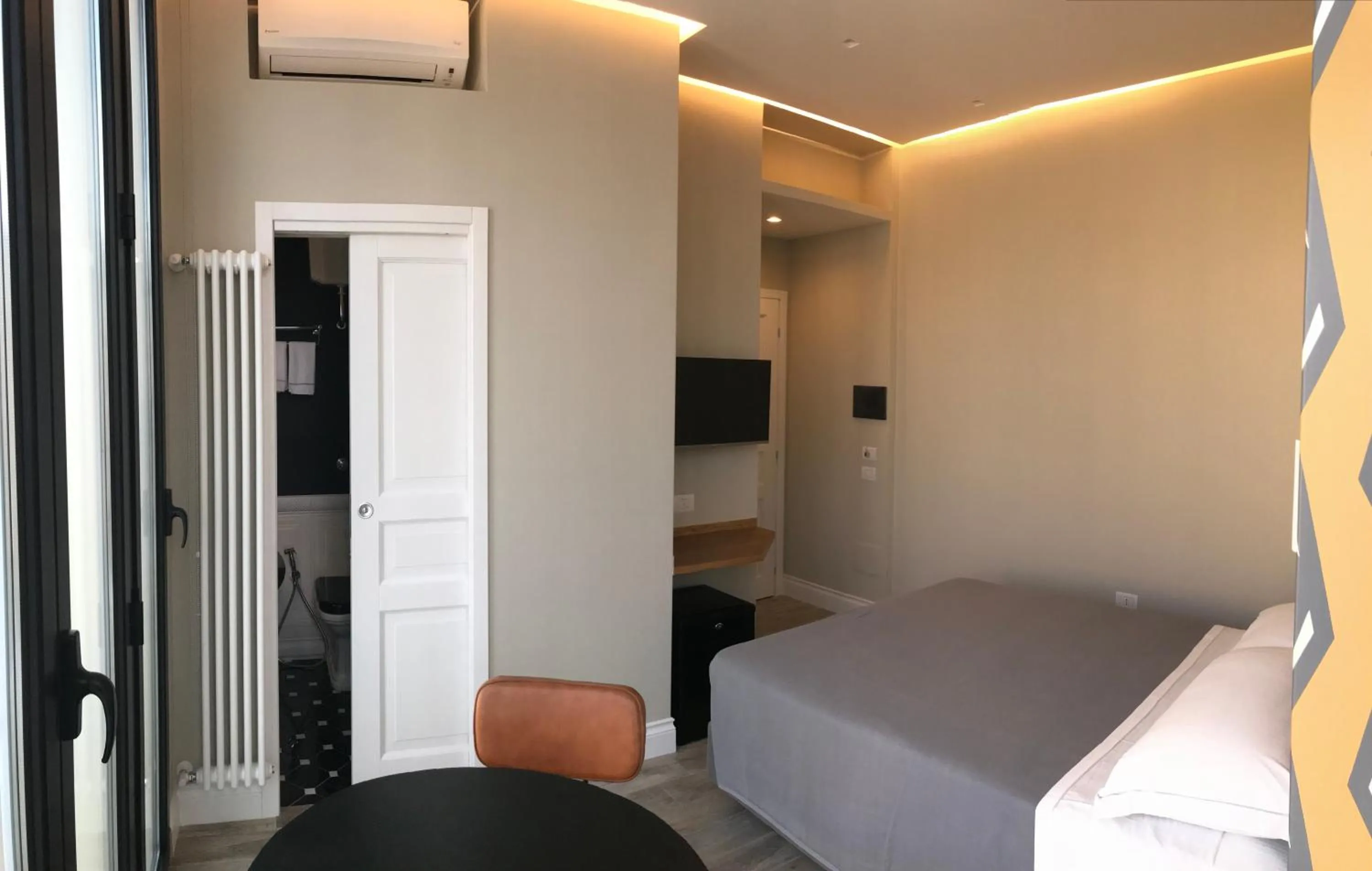 Bed in Ambra Noblesse