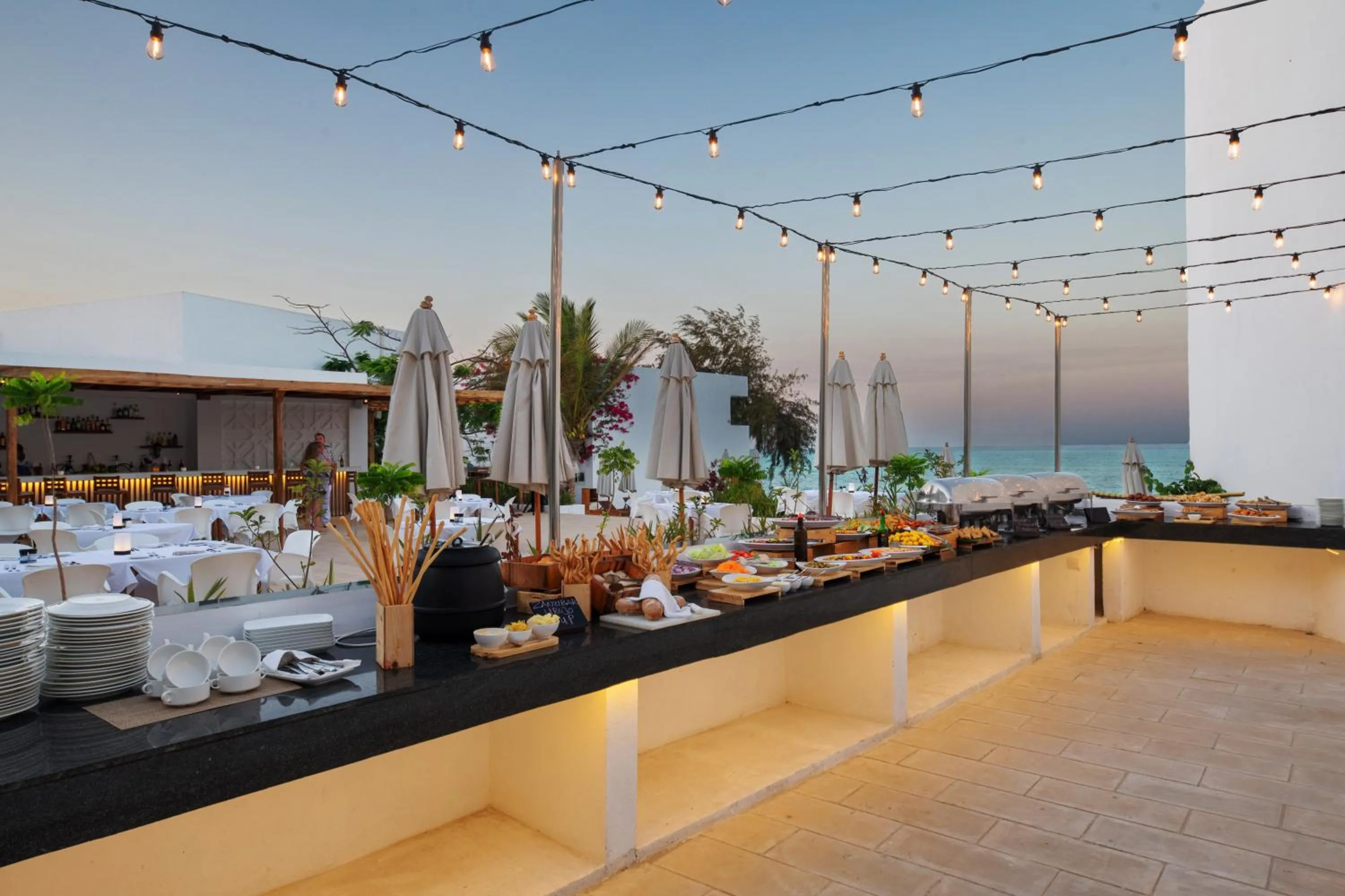 Restaurant/places to eat in Nungwi Dreams by Mantis