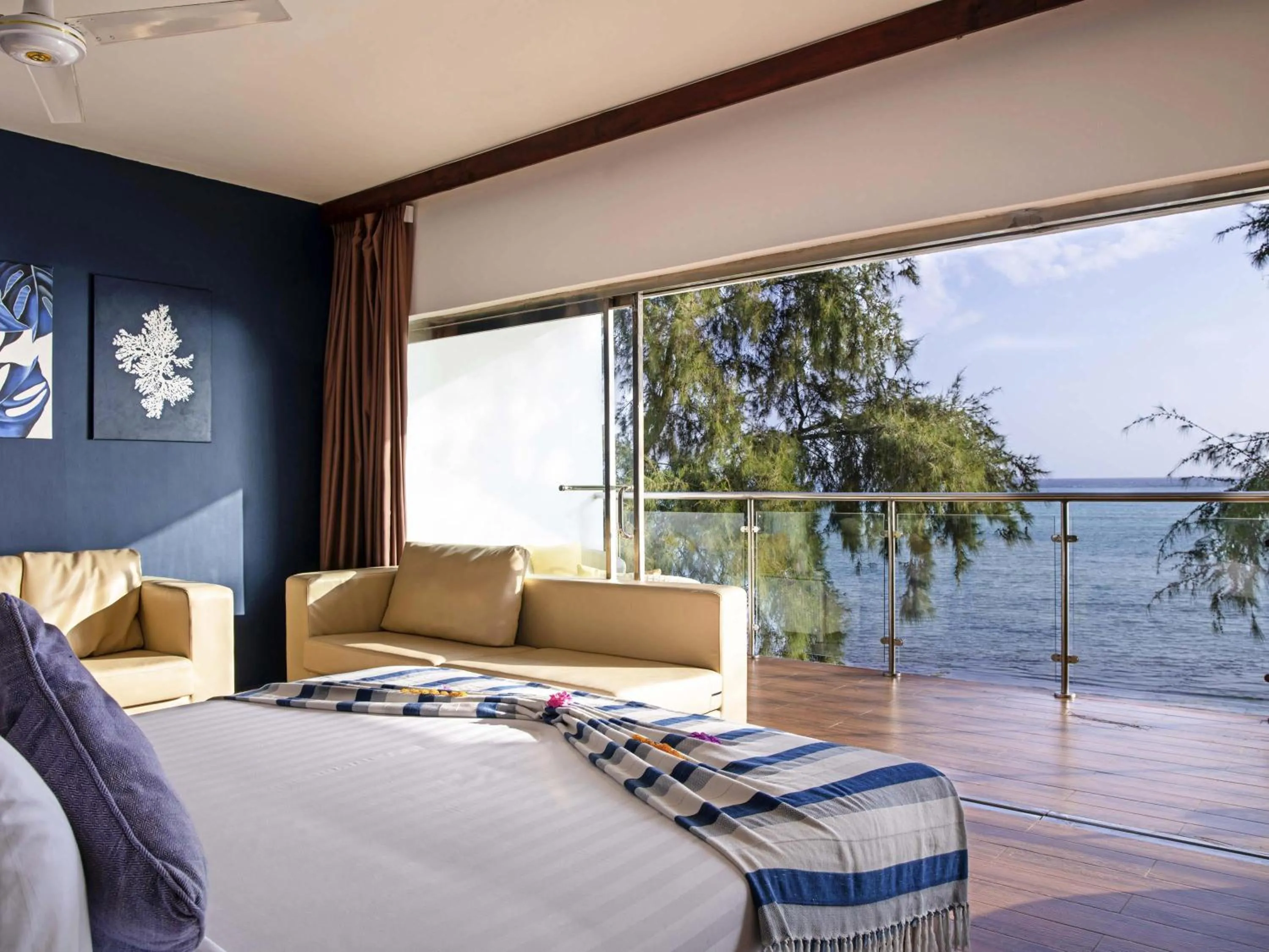 Bedroom in Nungwi Dreams by Mantis