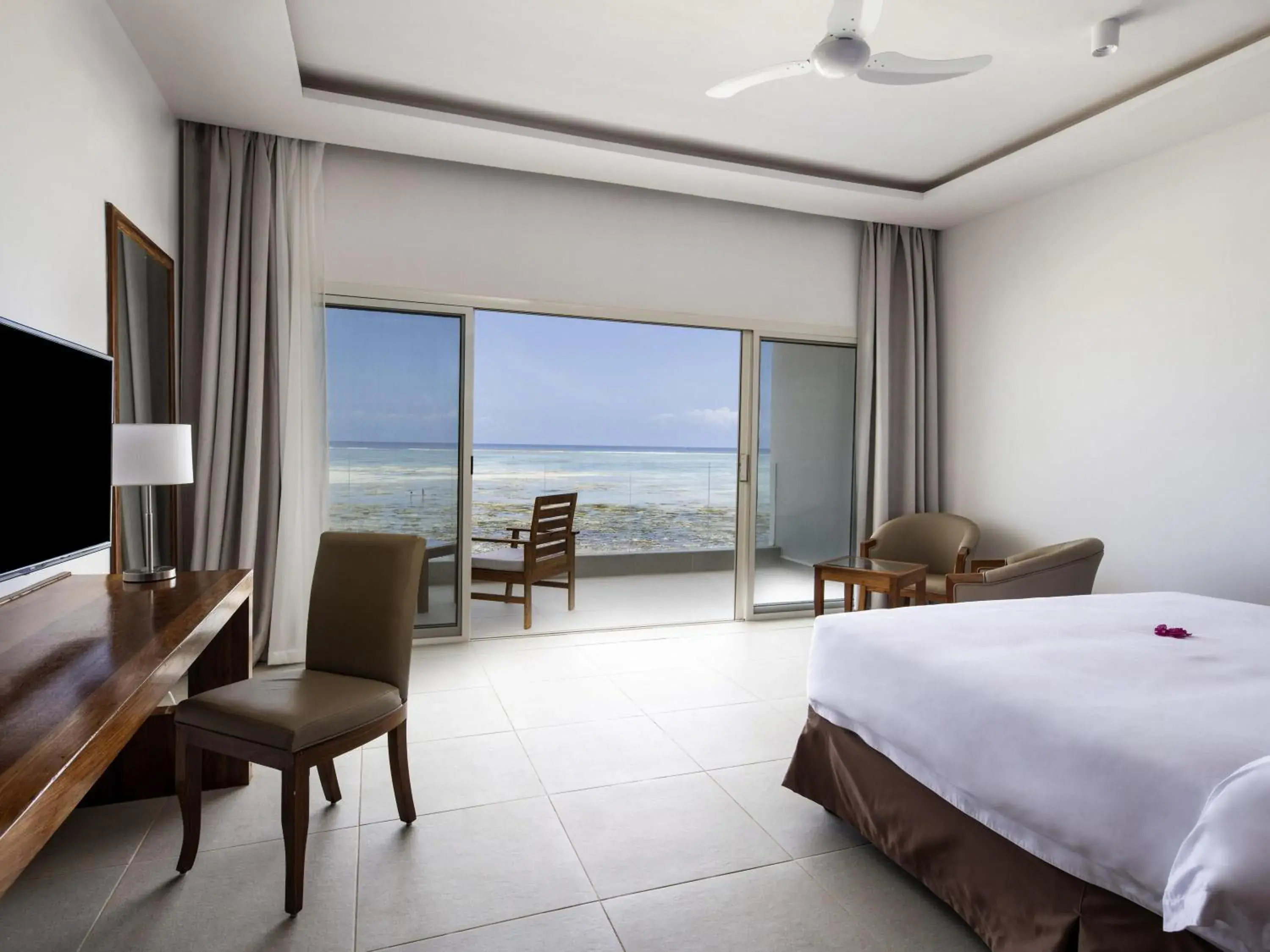 Bedroom, Bed in Nungwi Dreams by Mantis Bedroom, Bed in Nungwi Dreams by Mantis