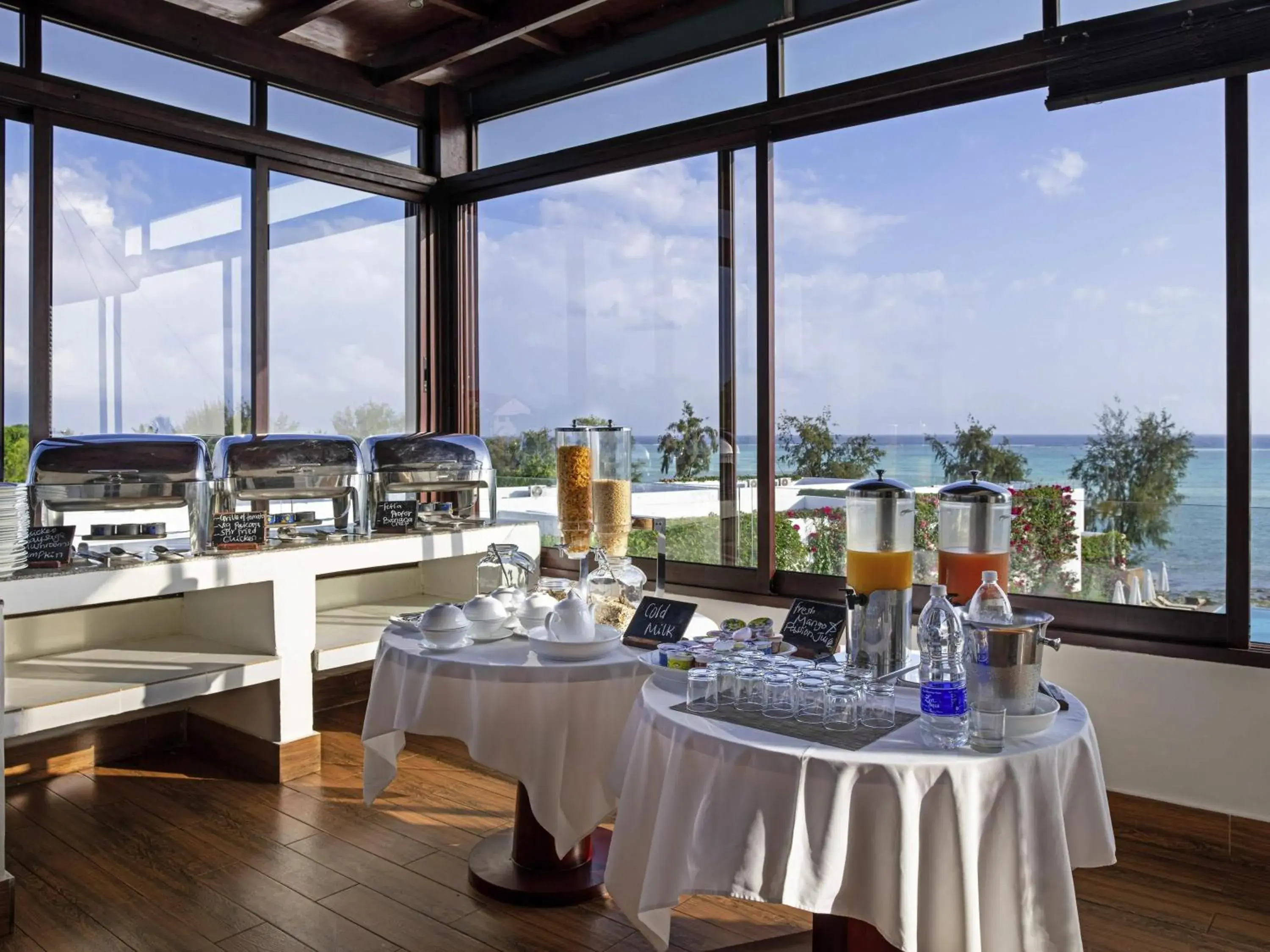 Breakfast in Nungwi Dreams by Mantis Breakfast in Nungwi Dreams by Mantis