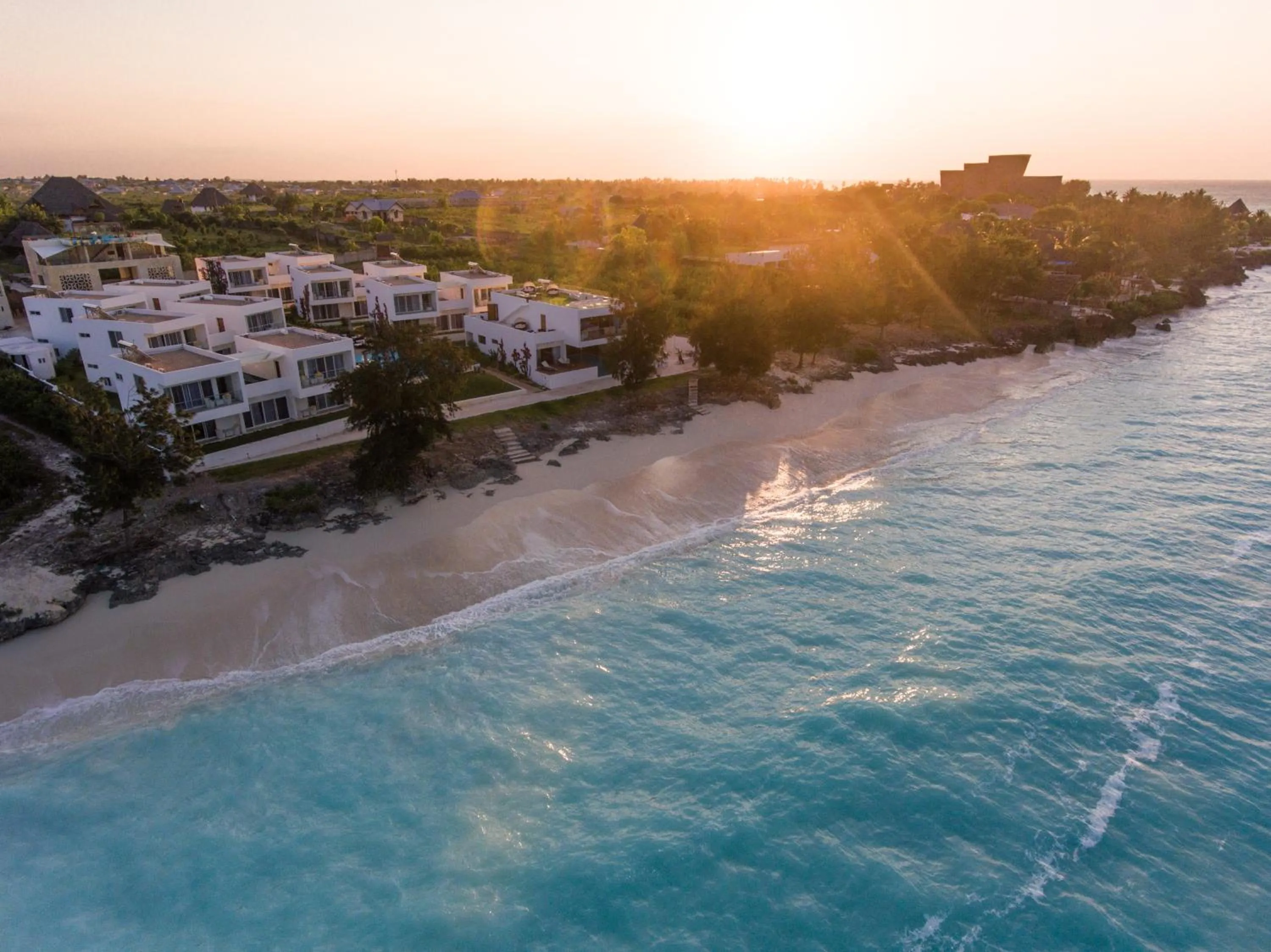 Facade/entrance in Nungwi Dreams by Mantis