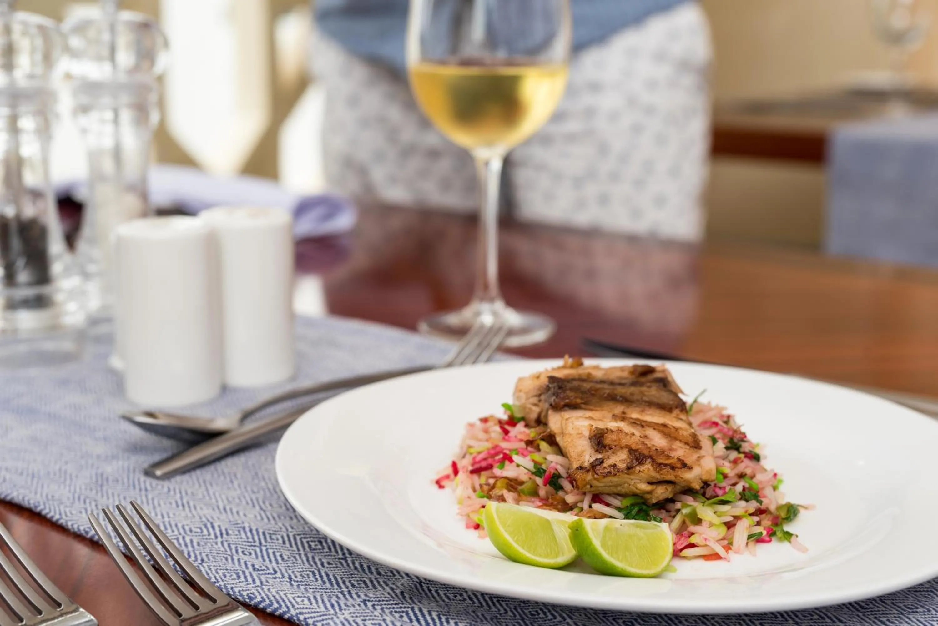 Food and drinks in Nungwi Dreams by Mantis