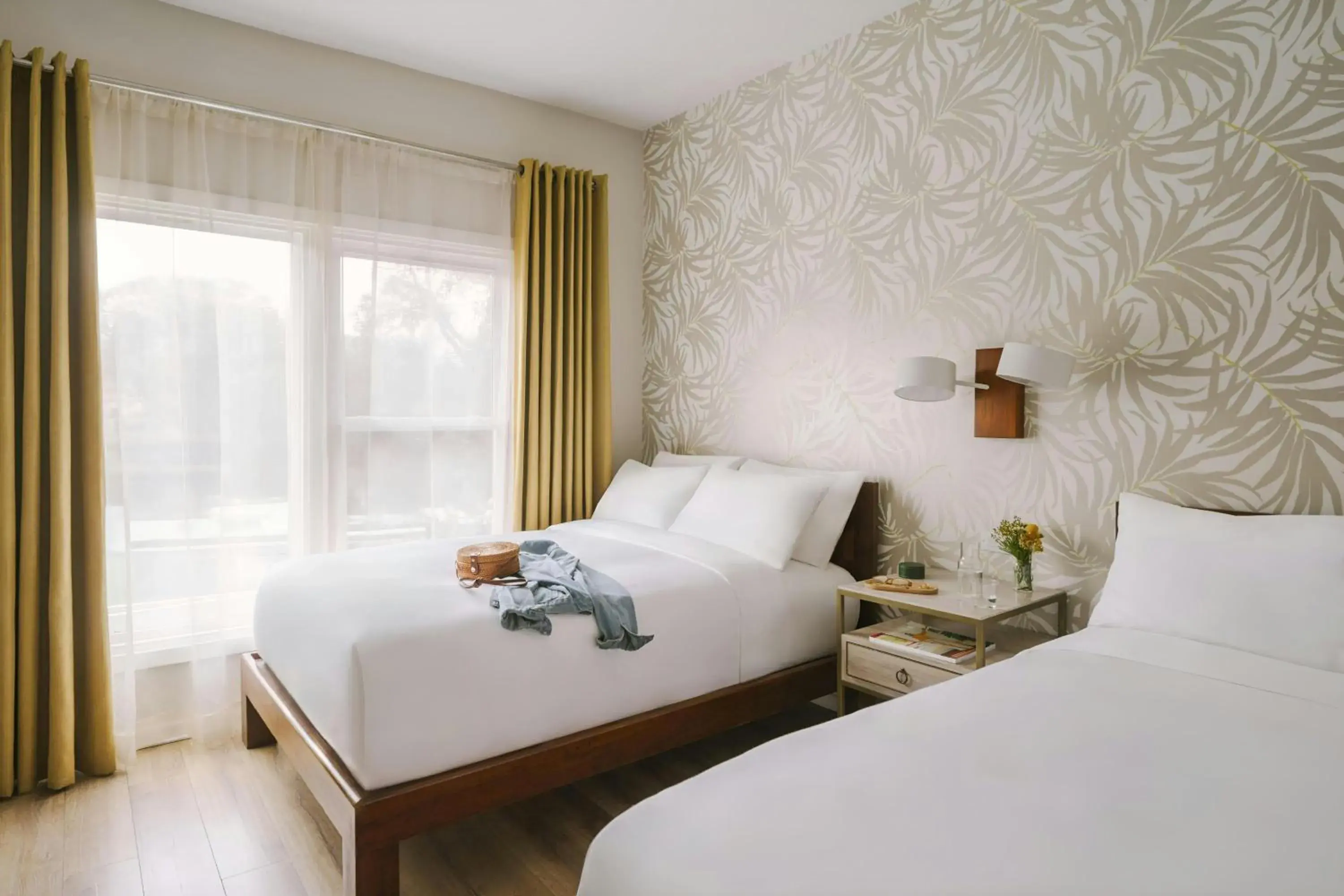 Double Room with Two Double Beds in Beverly Terrace Hotel Beverly Hills, Sonder by Marriott Bonvoy Double Room with Two Double Beds in Beverly Terrace Hotel Beverly Hills, Sonder by Marriott Bonvoy