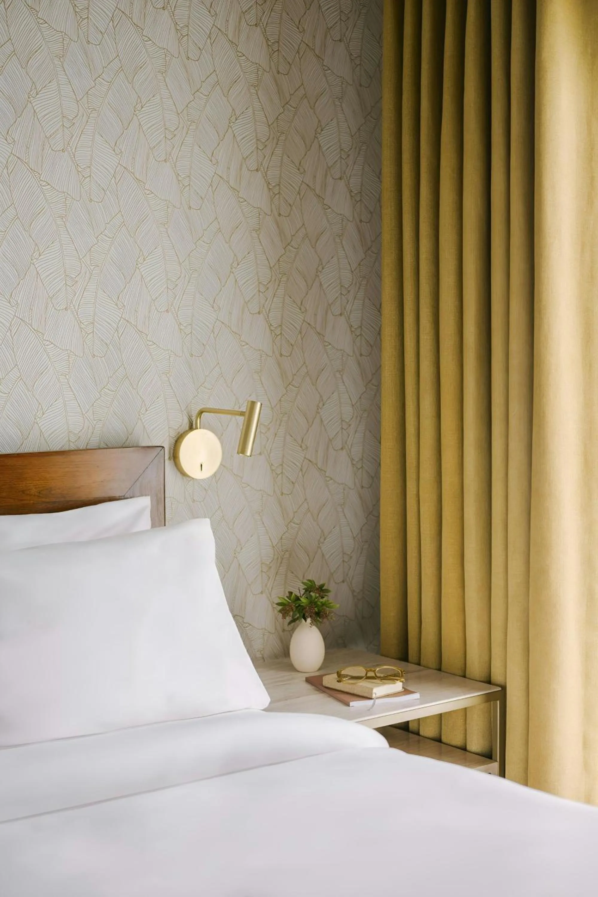 Bedroom, Bed in Beverly Terrace Hotel Beverly Hills, Sonder by Marriott Bonvoy