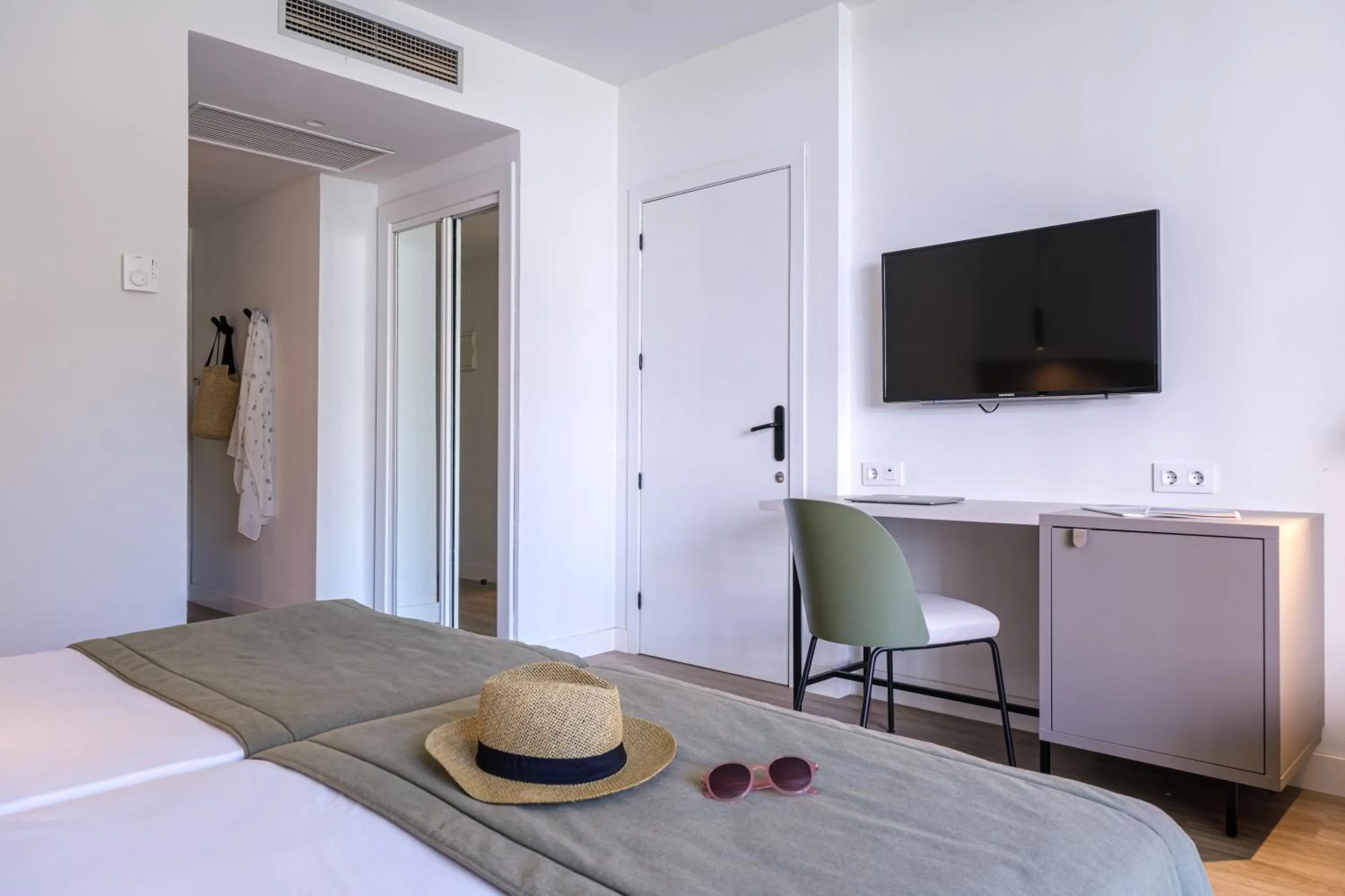 Bedroom, Bed in Estival Islantilla