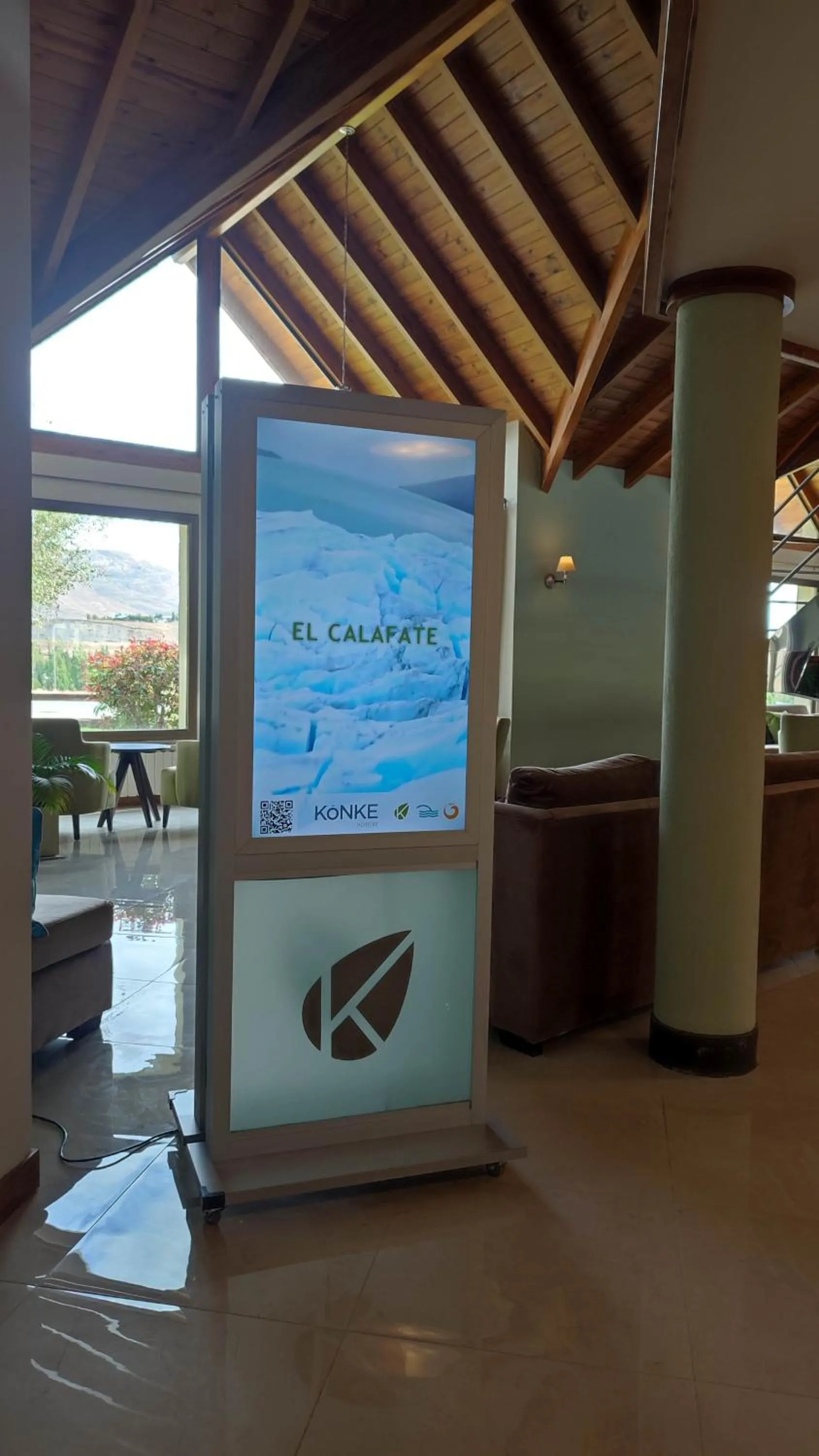 Lobby or reception in Konke Calafate Hotel