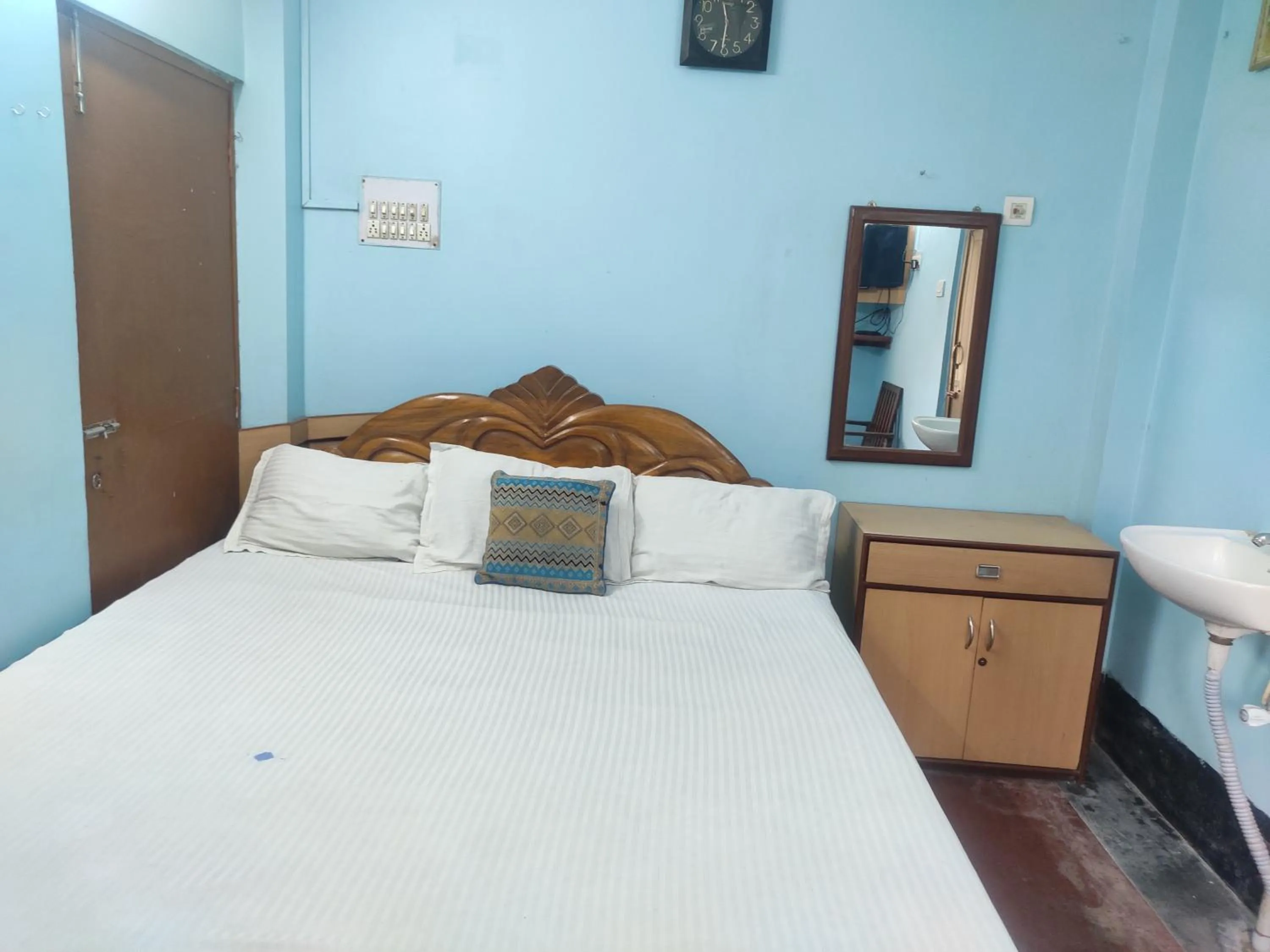 Bed in Kiran Guest House