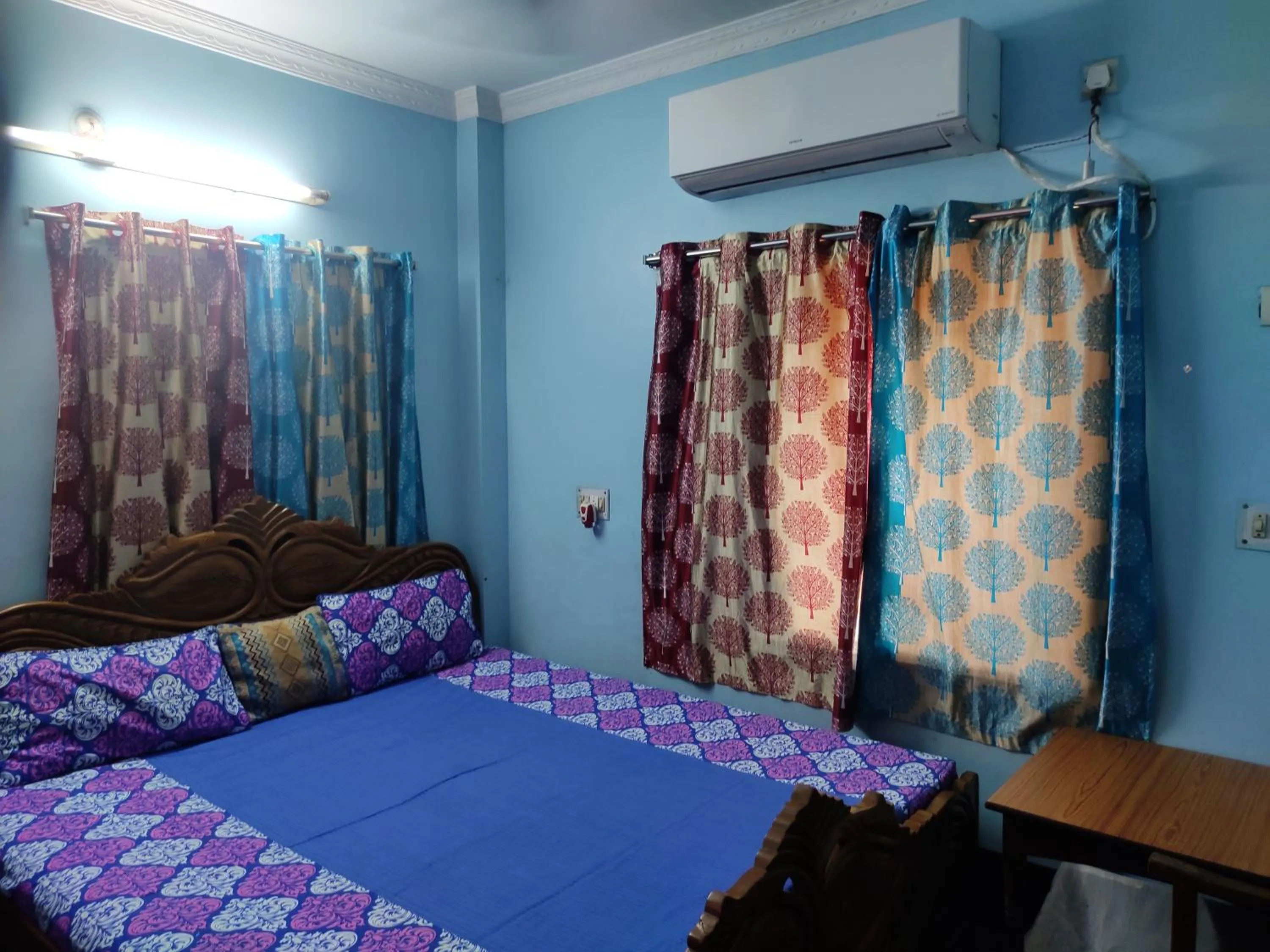 Bed in Kiran Guest House