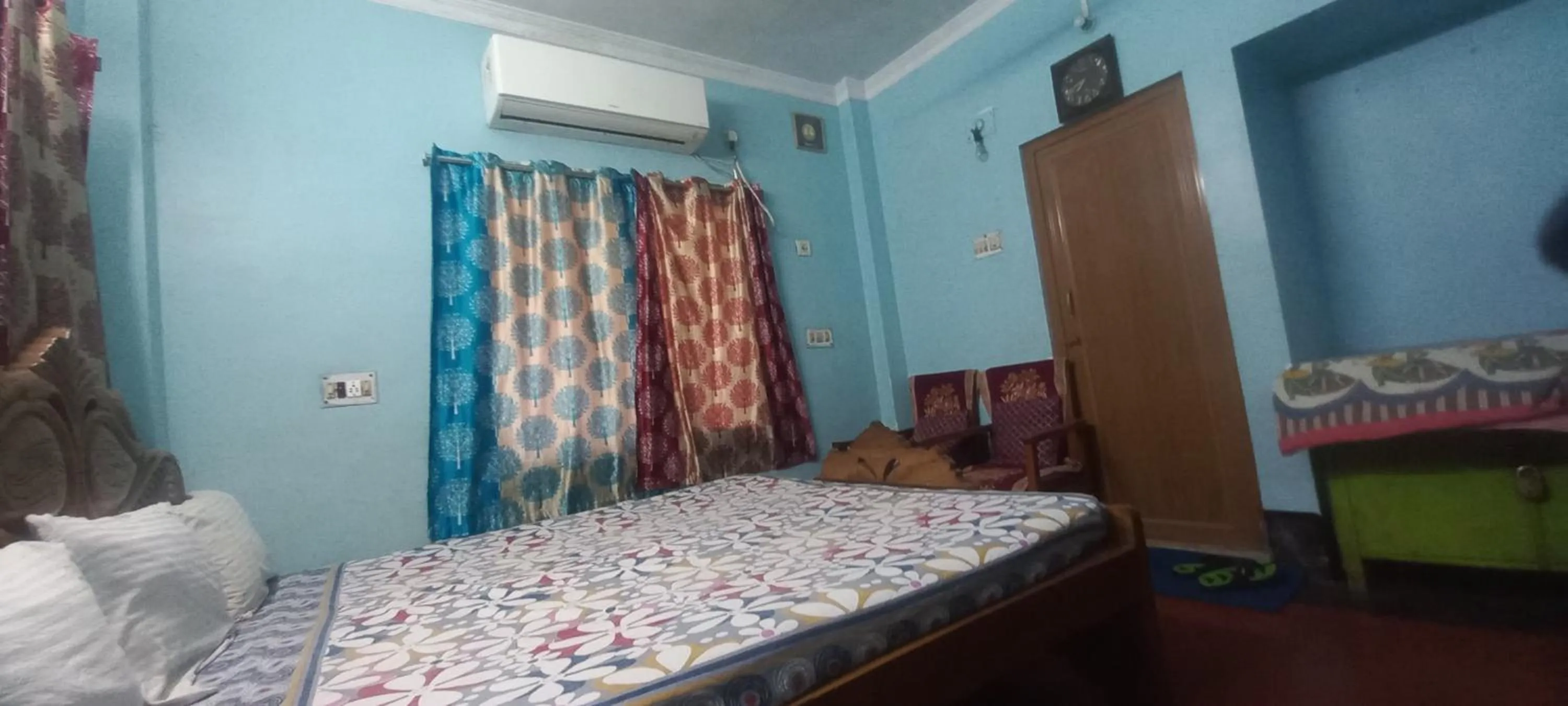 Bed in Kiran Guest House