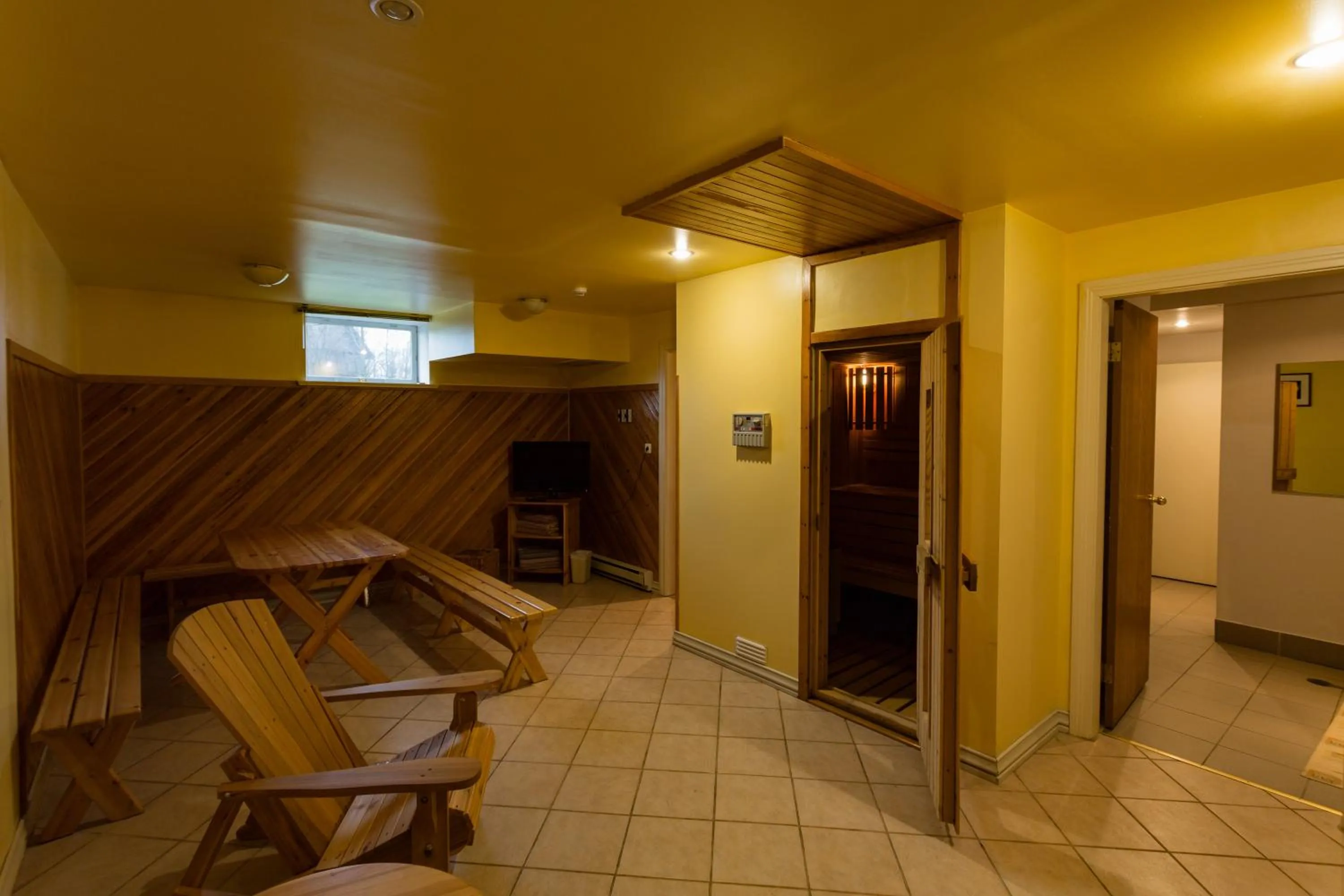 Sauna in Airport Hotel Mara