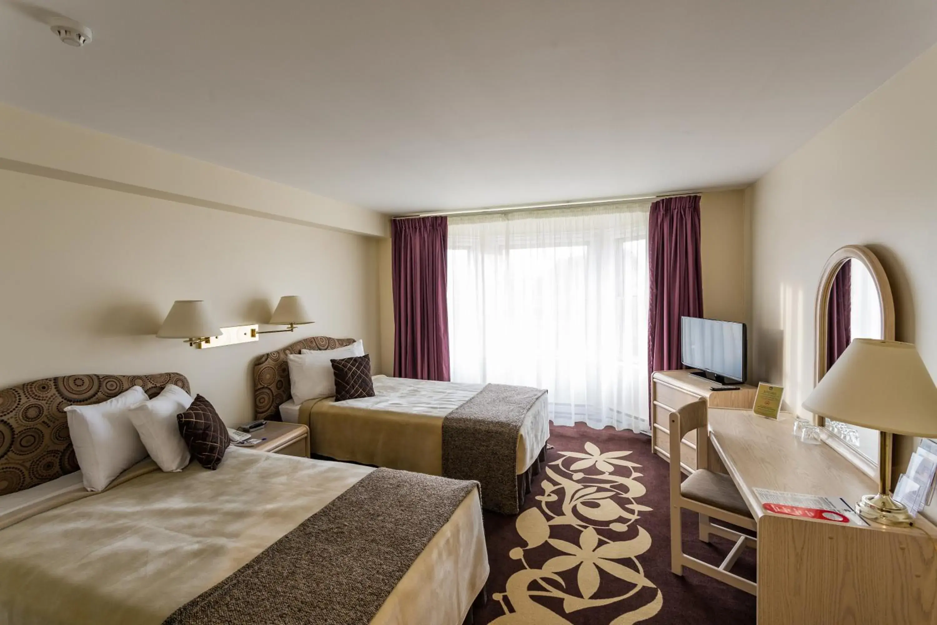 Bed in Airport Hotel Mara Bed in Airport Hotel Mara