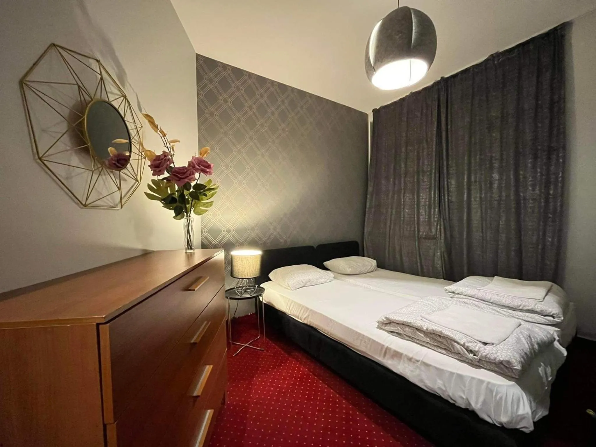 Bedroom, Bed in Helvetia Plus B&B - PRIVATE ROOMS and APARTMENTS