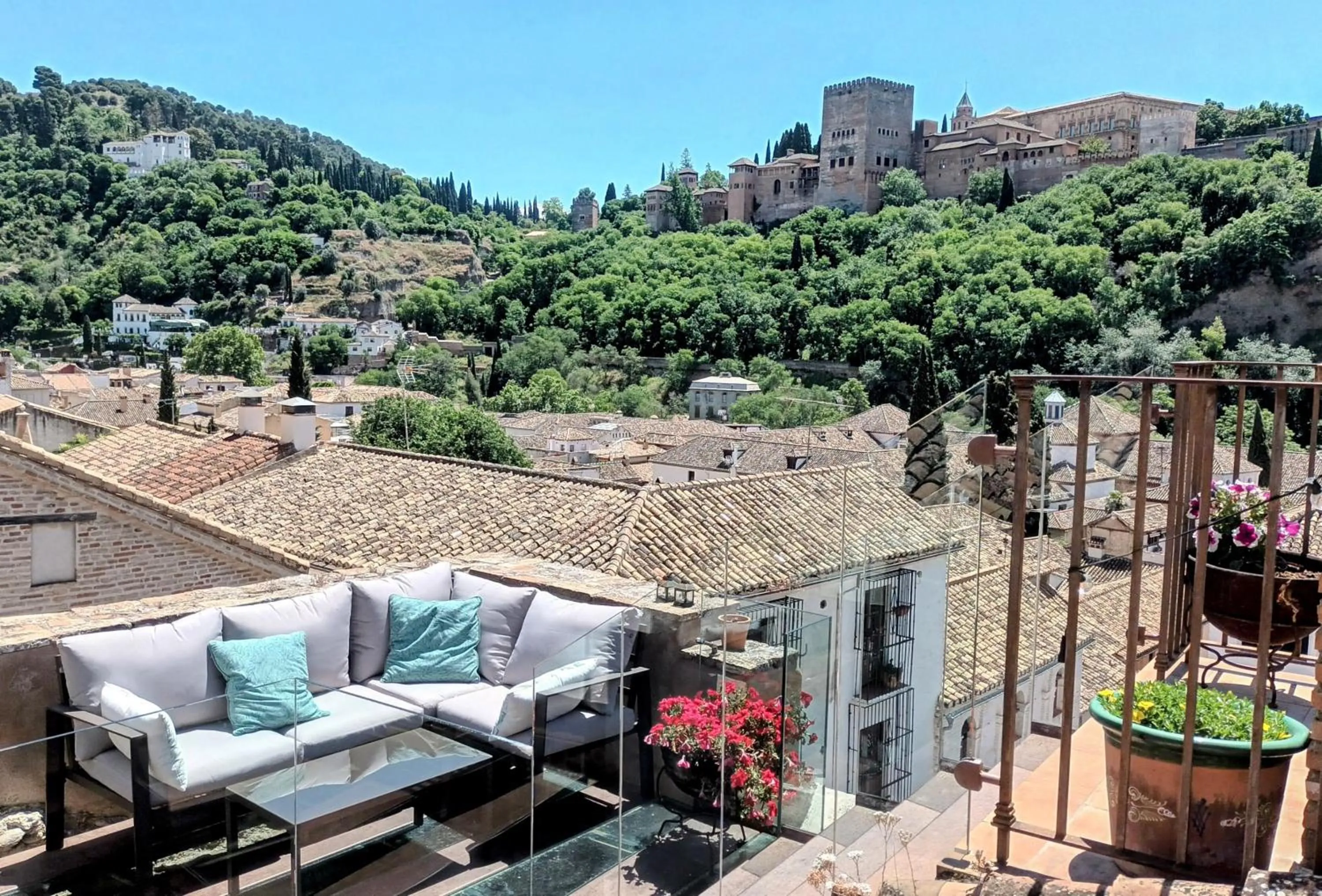 Balcony/Terrace in Apartamentos Alhambra