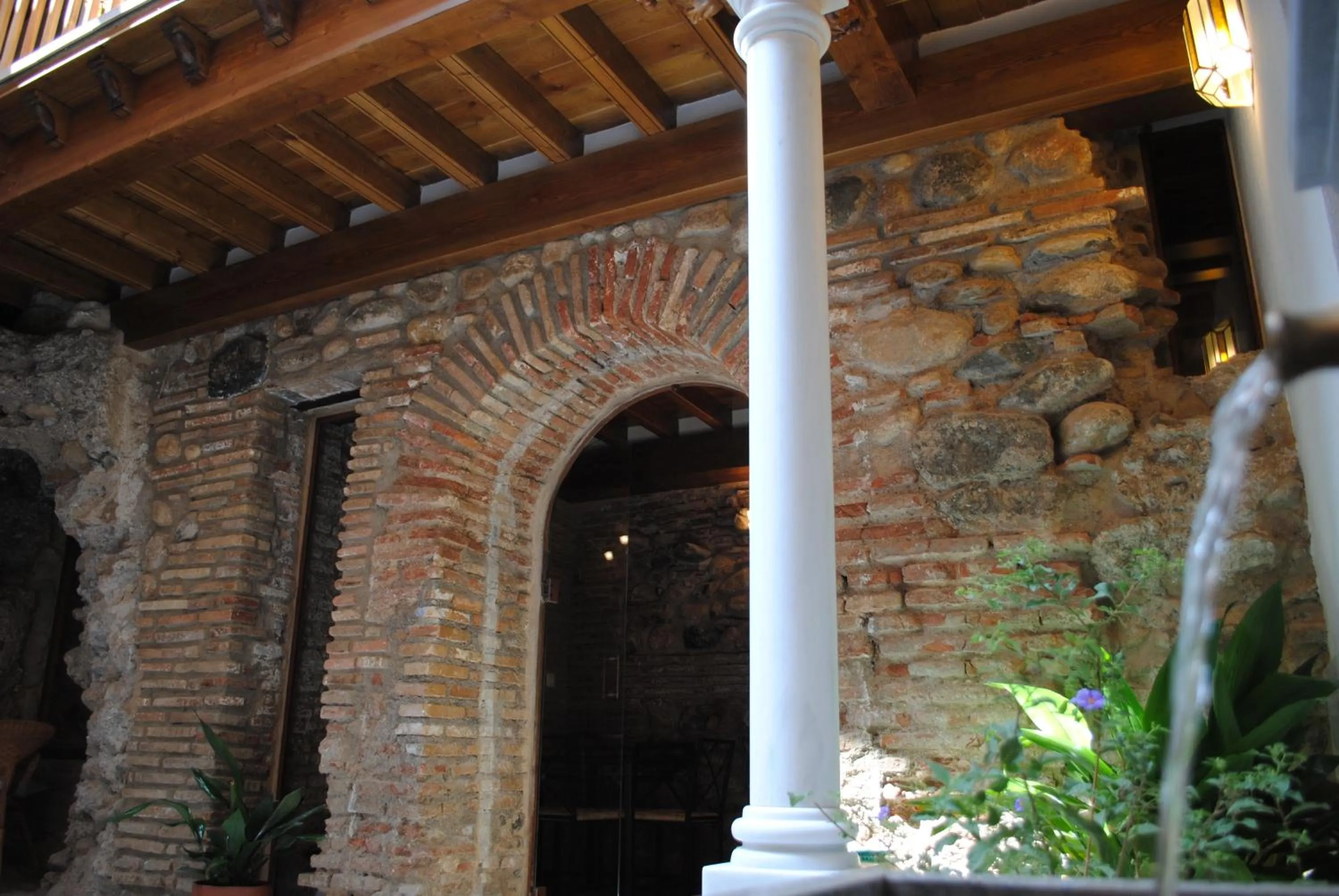 Patio in Apartamentos Alhambra