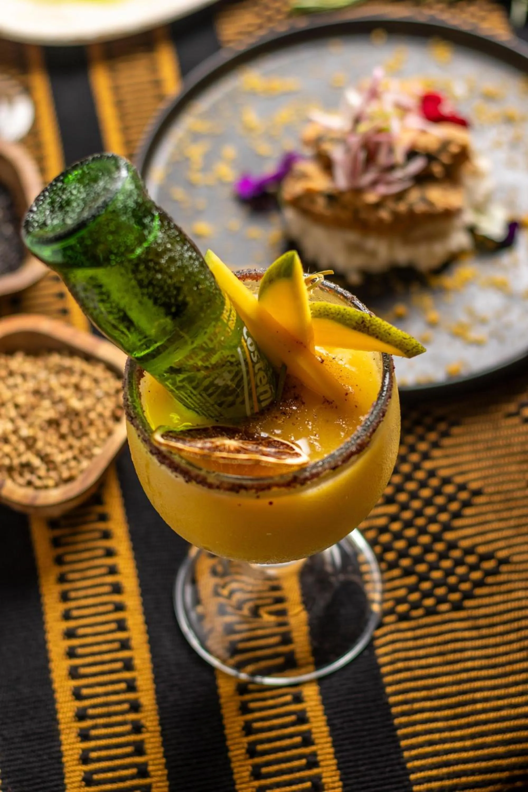 Restaurant/places to eat in Hotel Cartagena Plaza