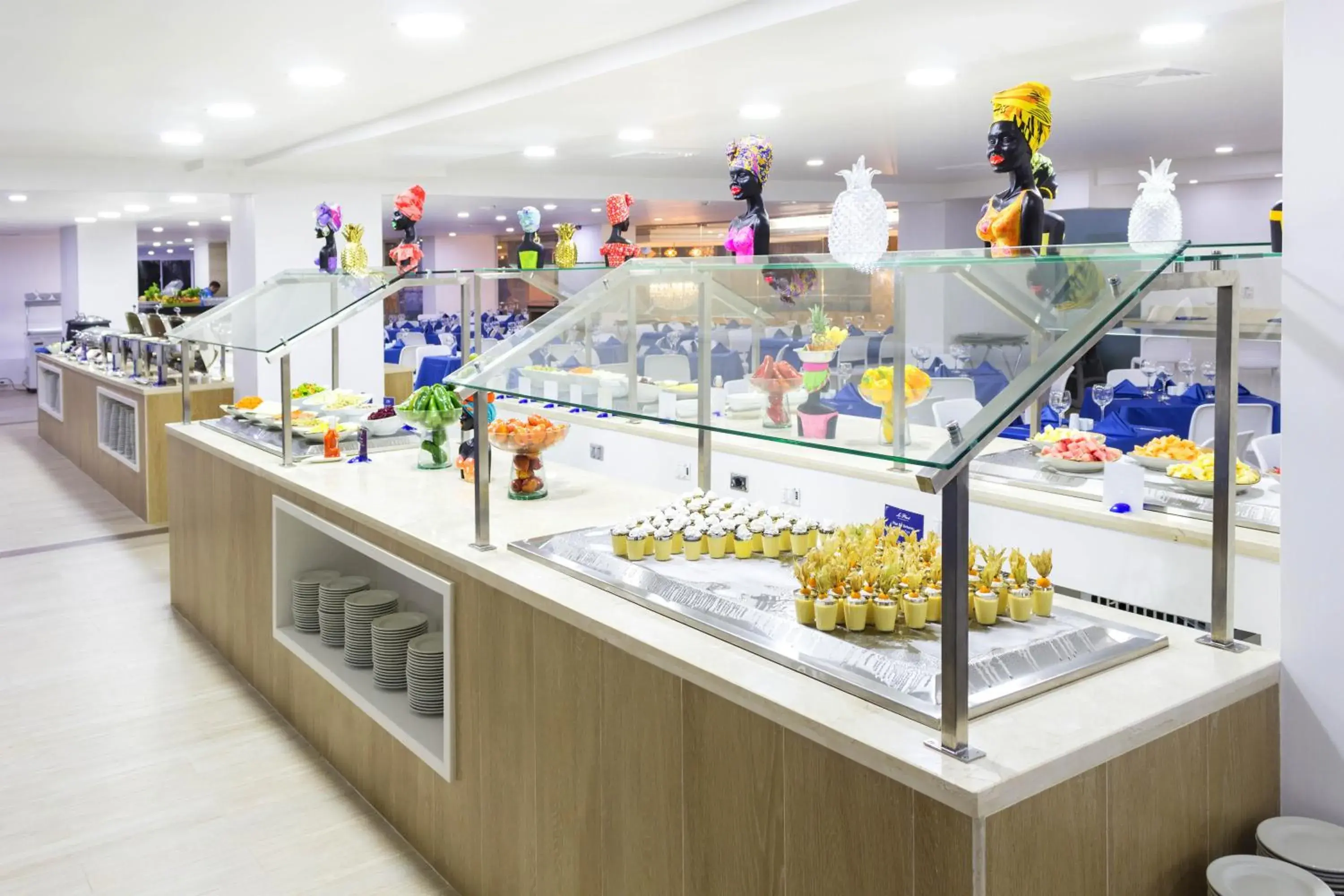 Restaurant/places to eat in Hotel Cartagena Plaza Restaurant/places to eat in Hotel Cartagena Plaza