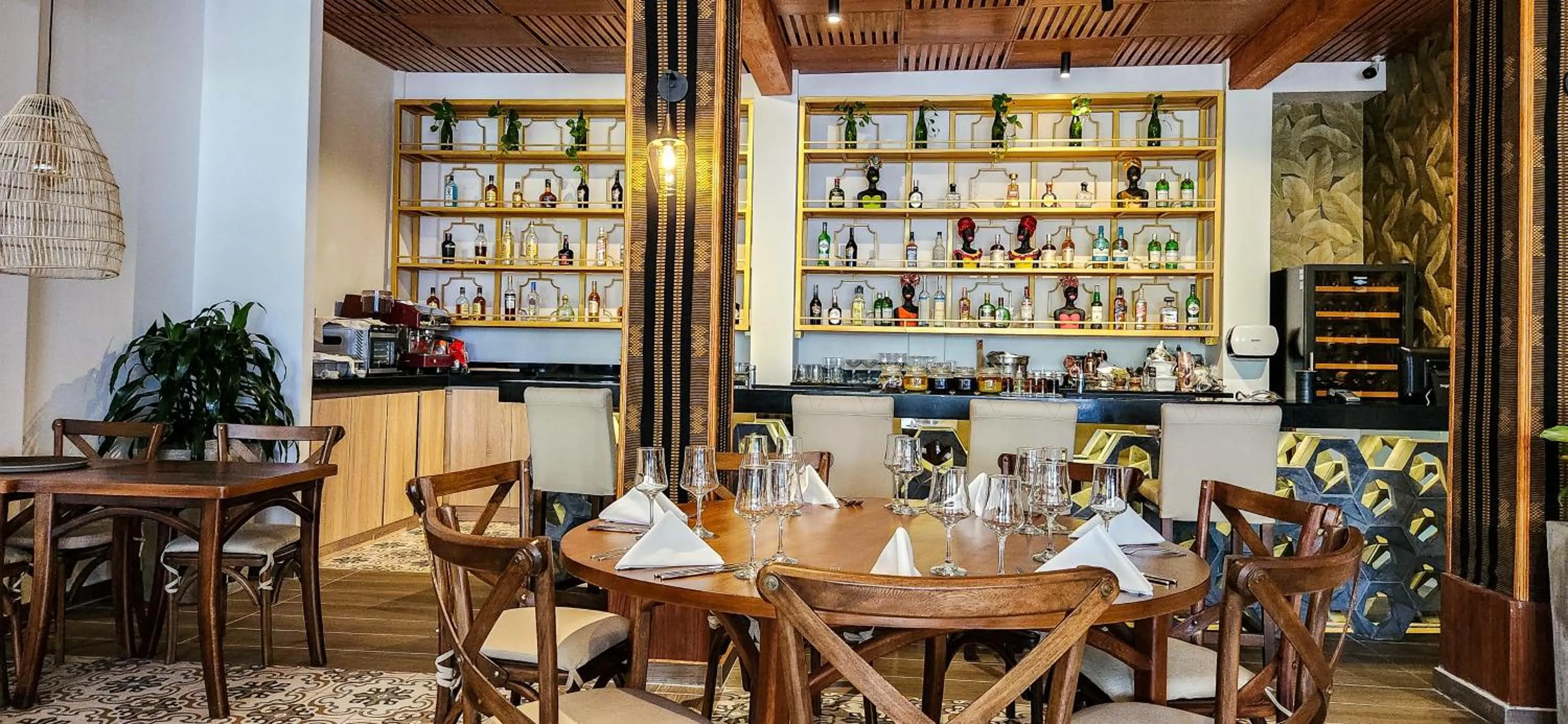 Restaurant/places to eat in Hotel Cartagena Plaza