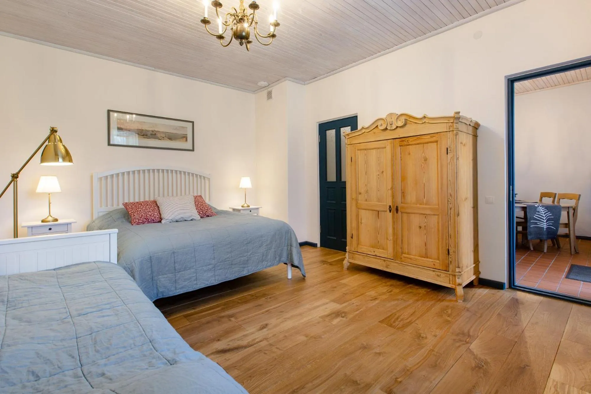 Bed in Karlamuiza Country Hotel