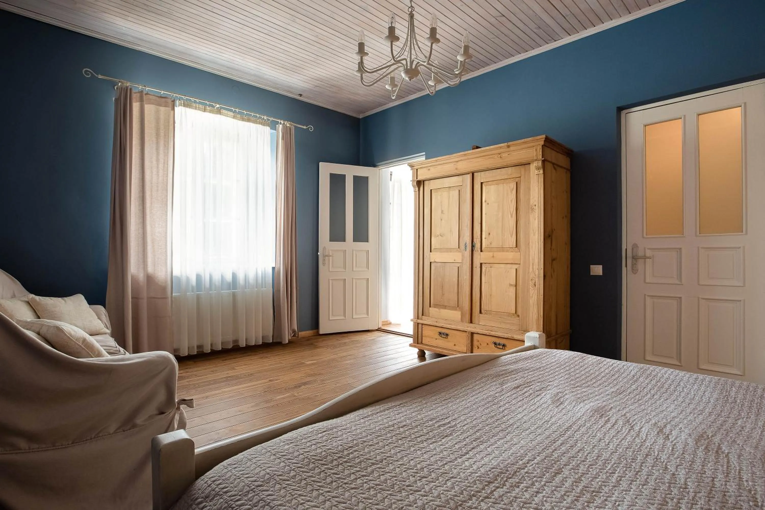 Bed in Karlamuiza Country Hotel