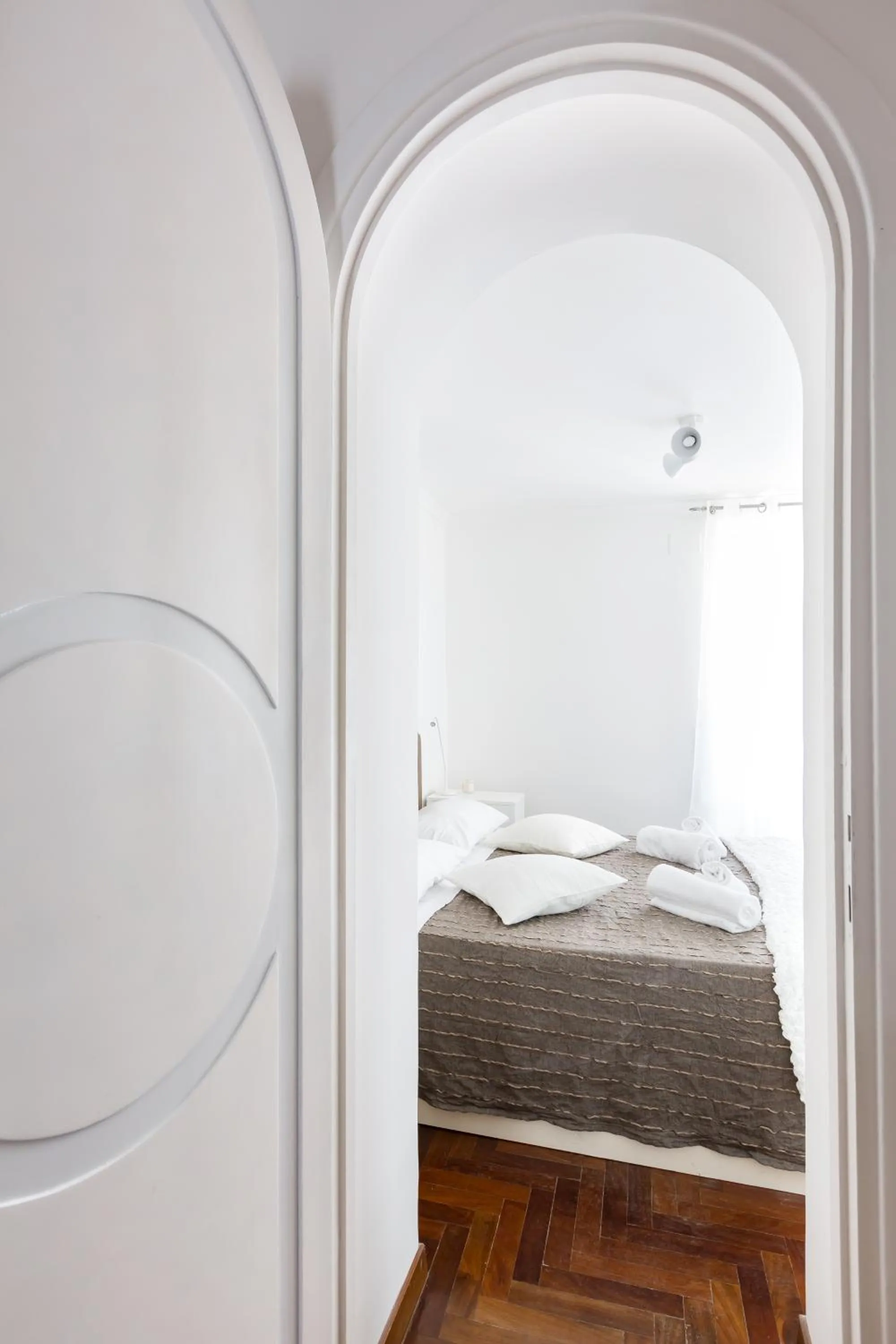 Bedroom, Bed in A World Aparts - 143 Sistina