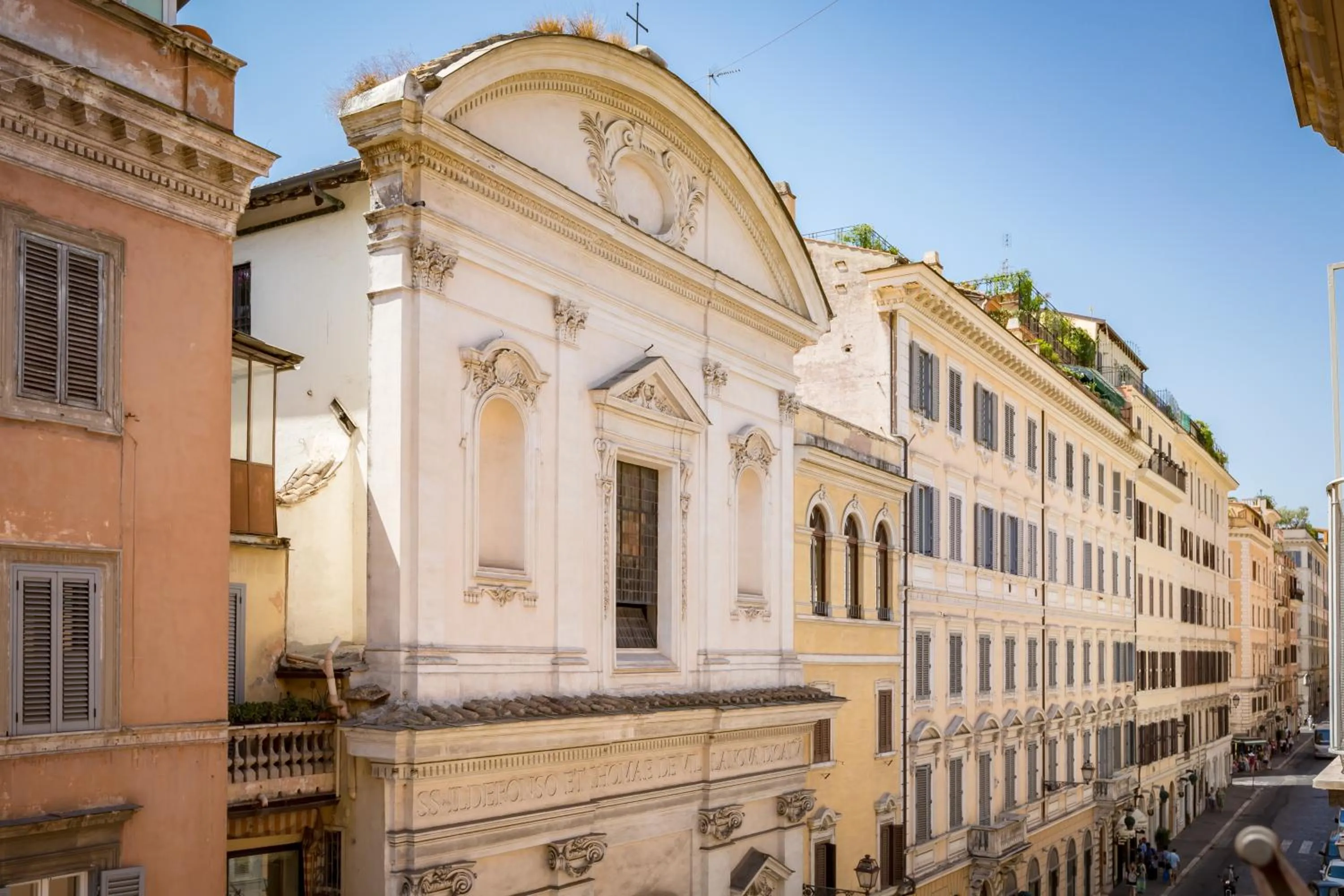 Facade/entrance in A World Aparts - 143 Sistina