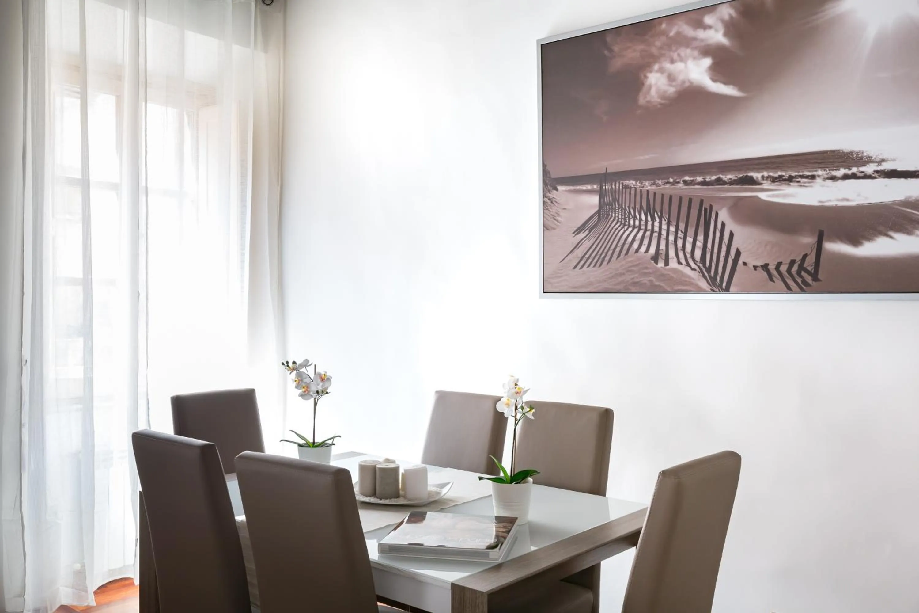 Dining area in A World Aparts - 143 Sistina