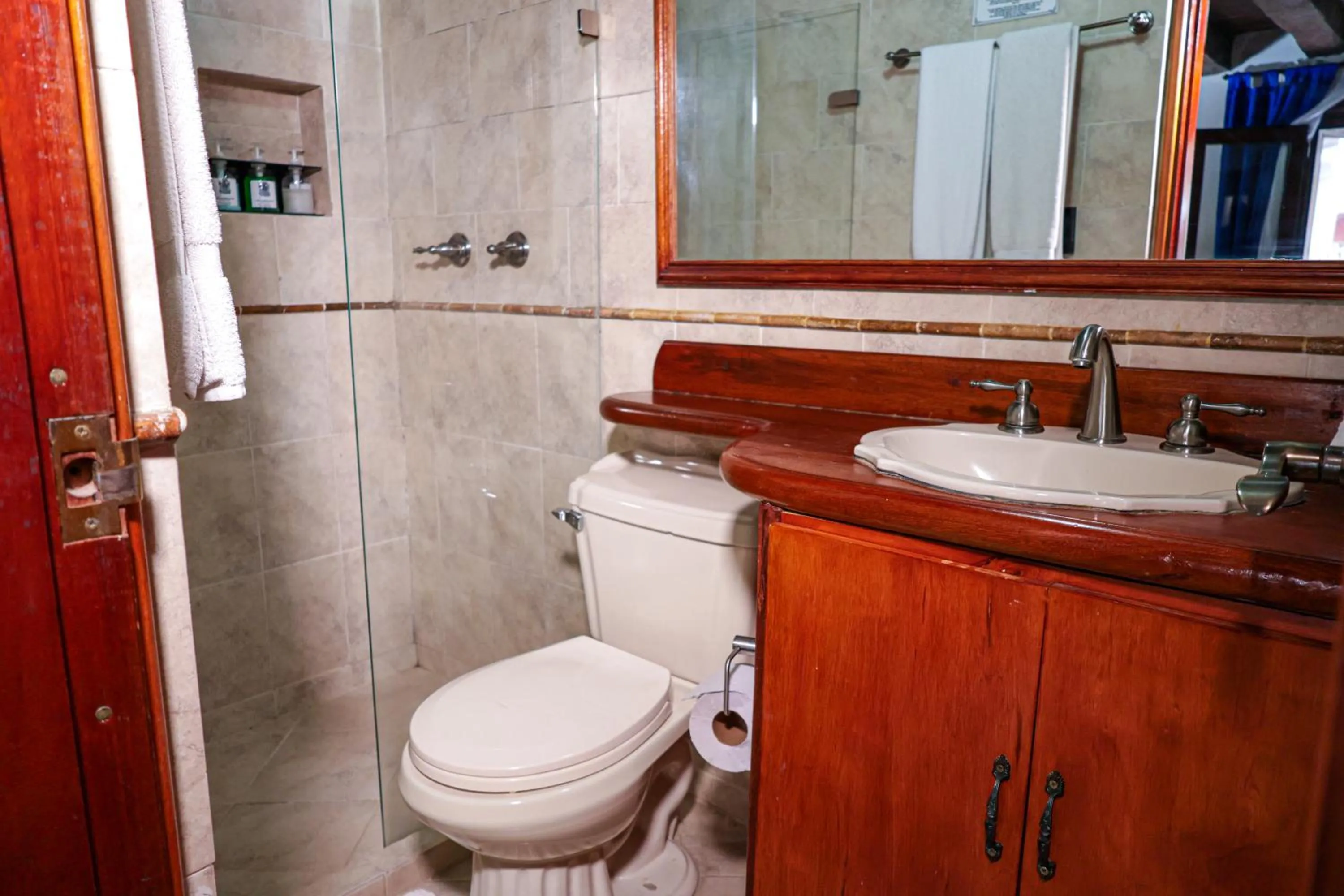 Bathroom in Hotel Don Pedro De Heredia