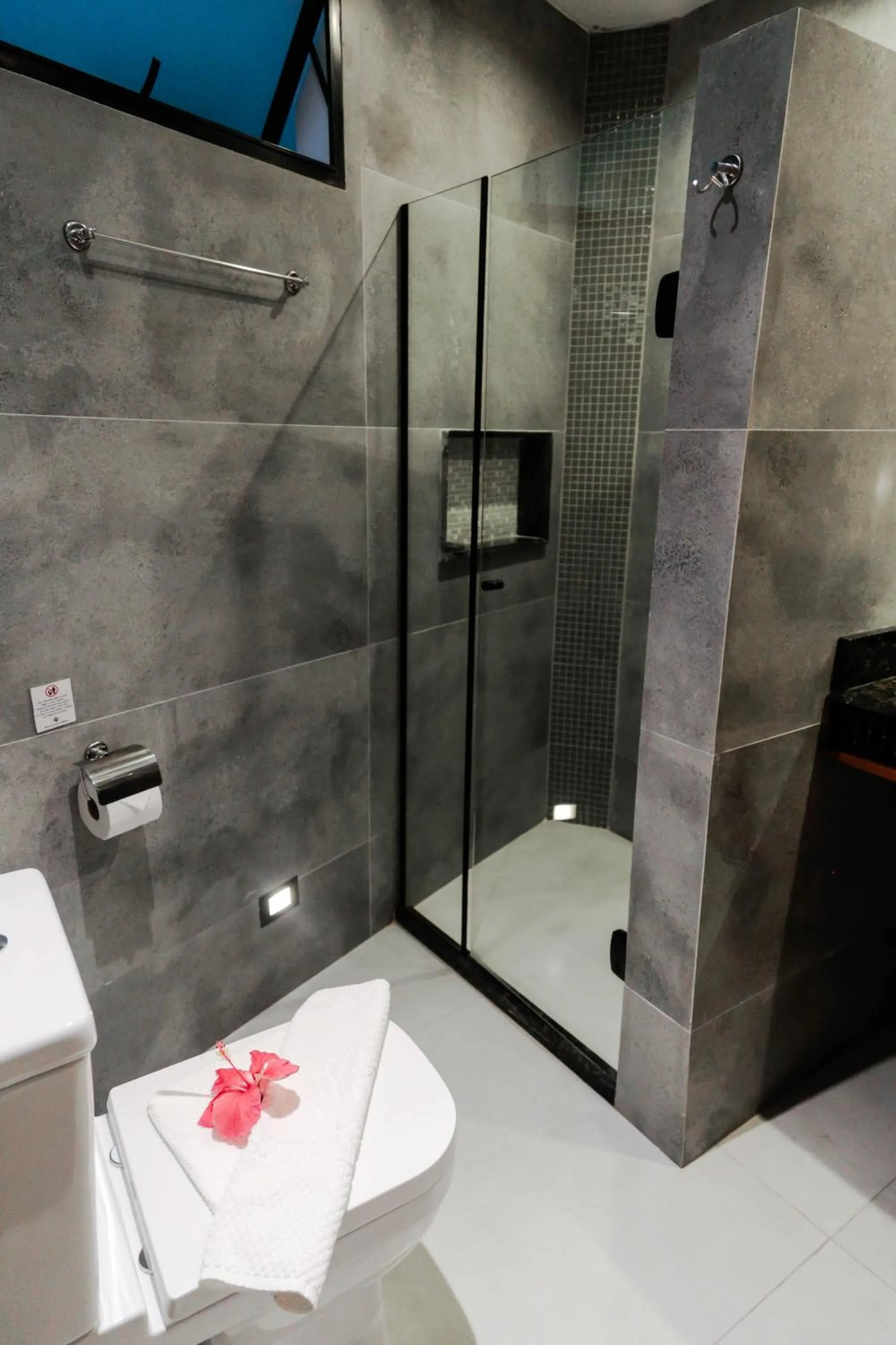 Shower in Pousada da Torre