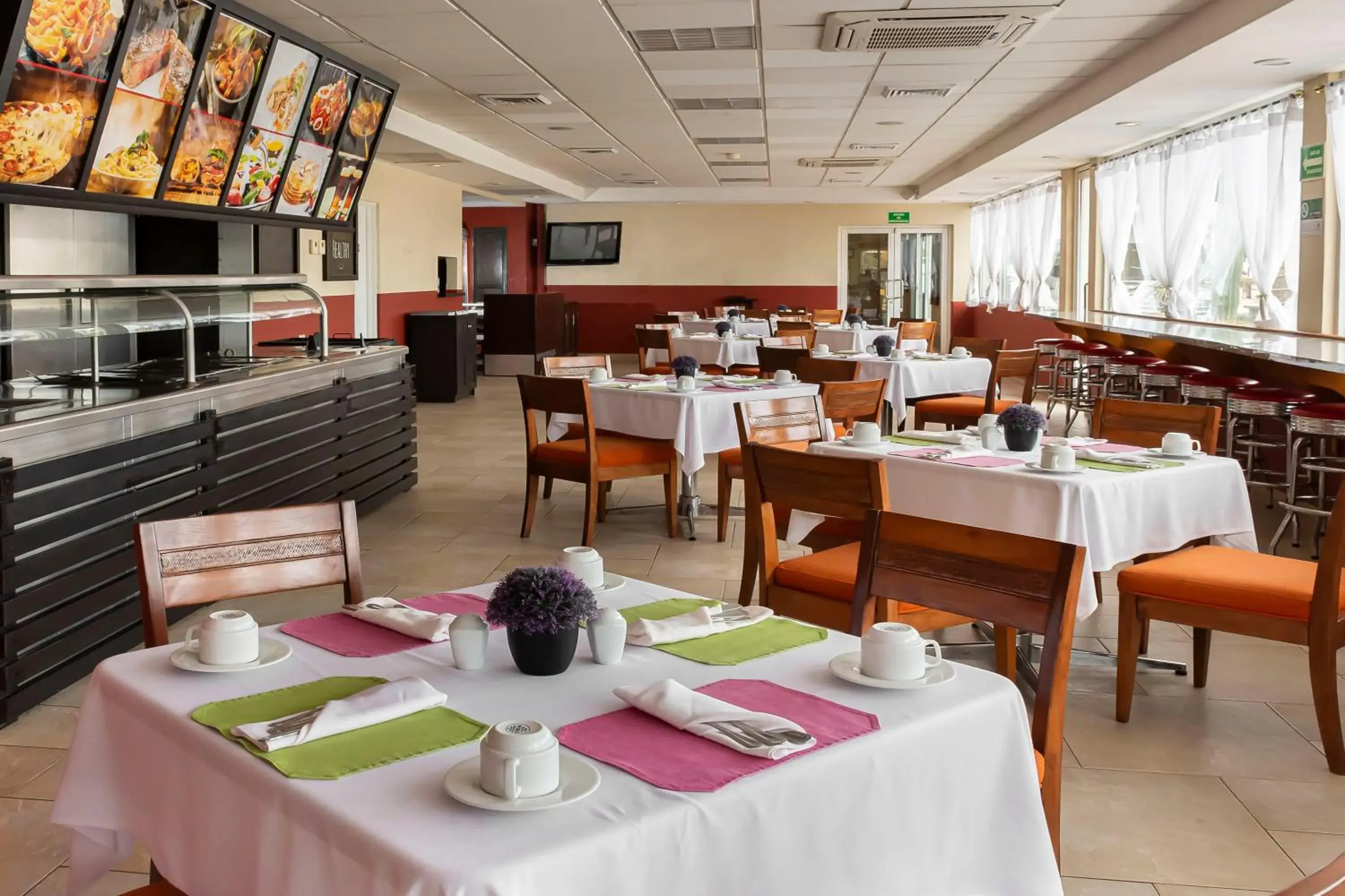 Restaurant/places to eat in Hotel Santa Fe Loreto by Villa Group Restaurant/places to eat in Hotel Santa Fe Loreto by Villa Group