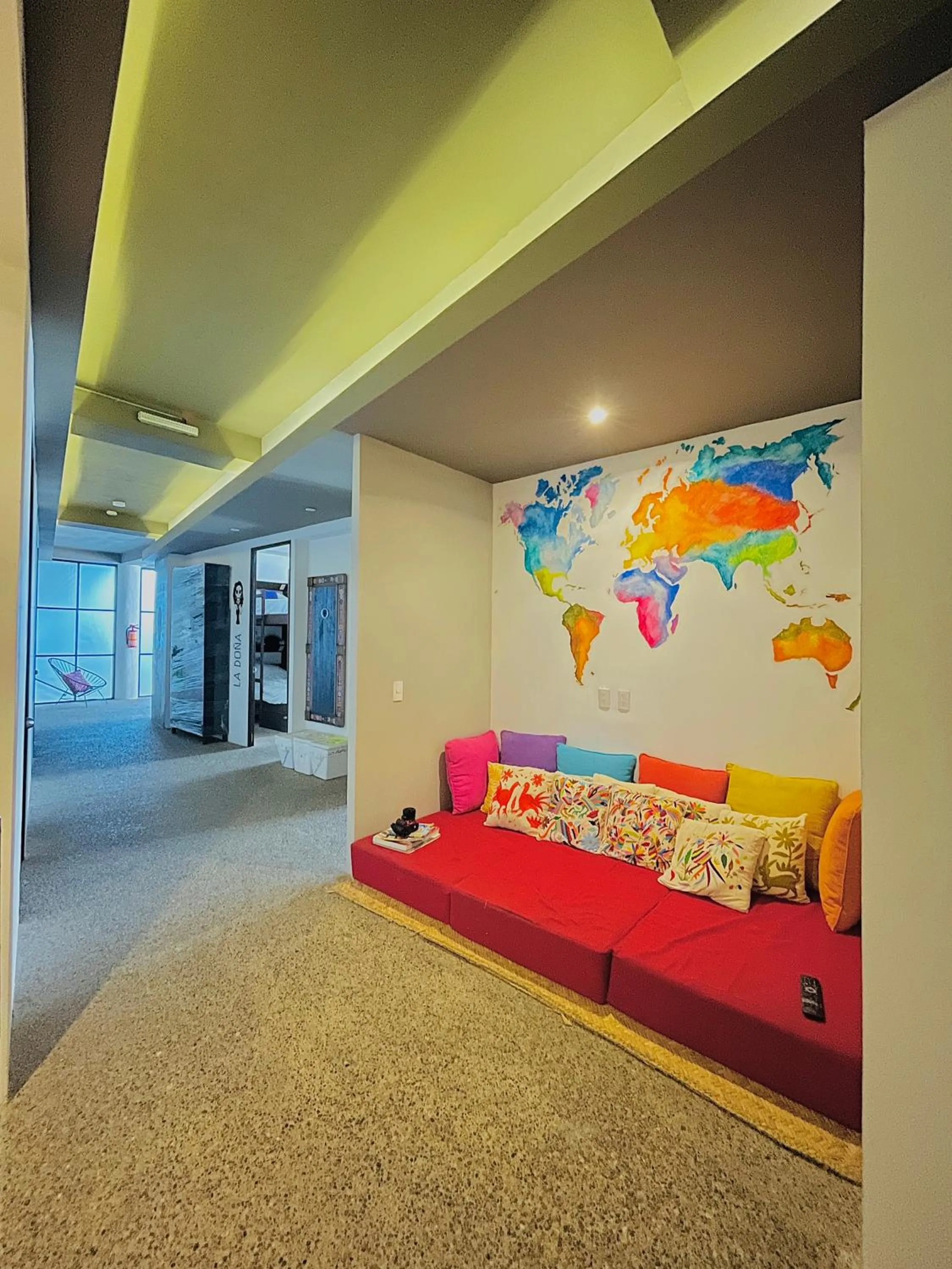 Los Muertos Hostal