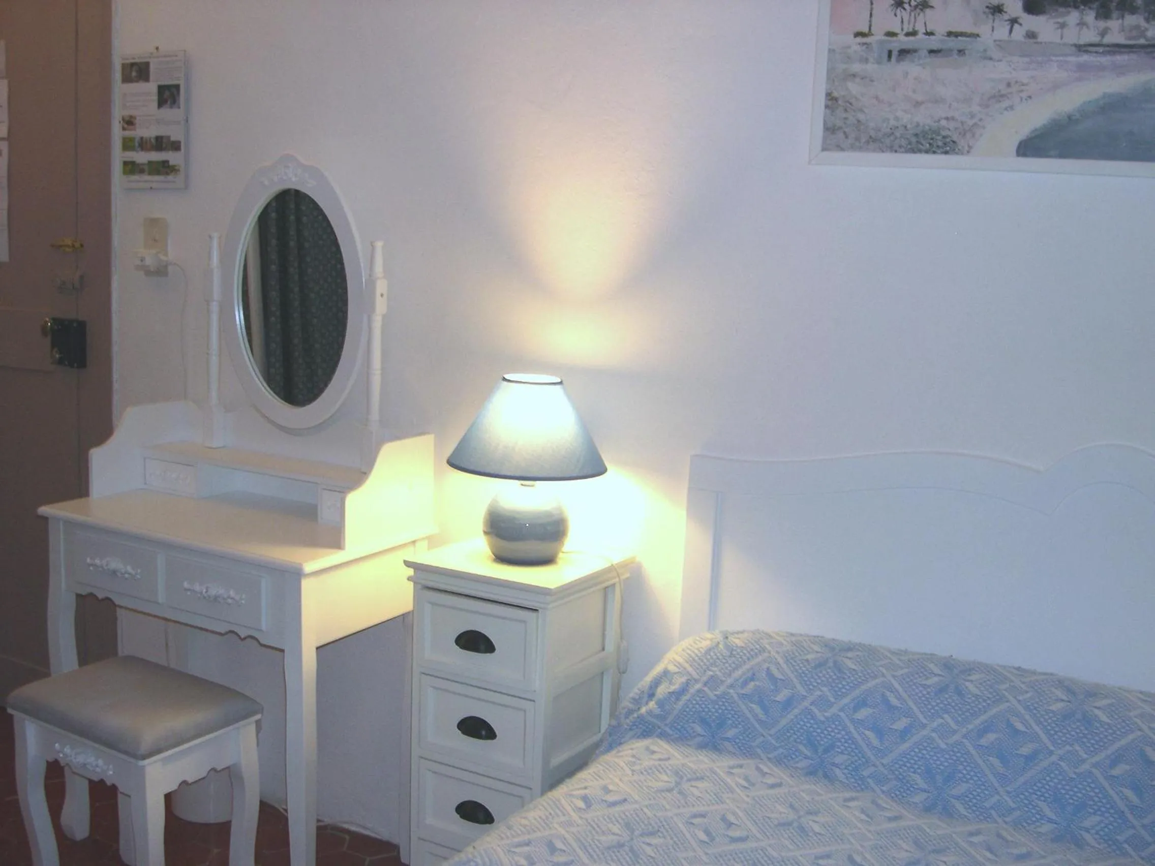 Living room in Domaine du Paraïs B&B