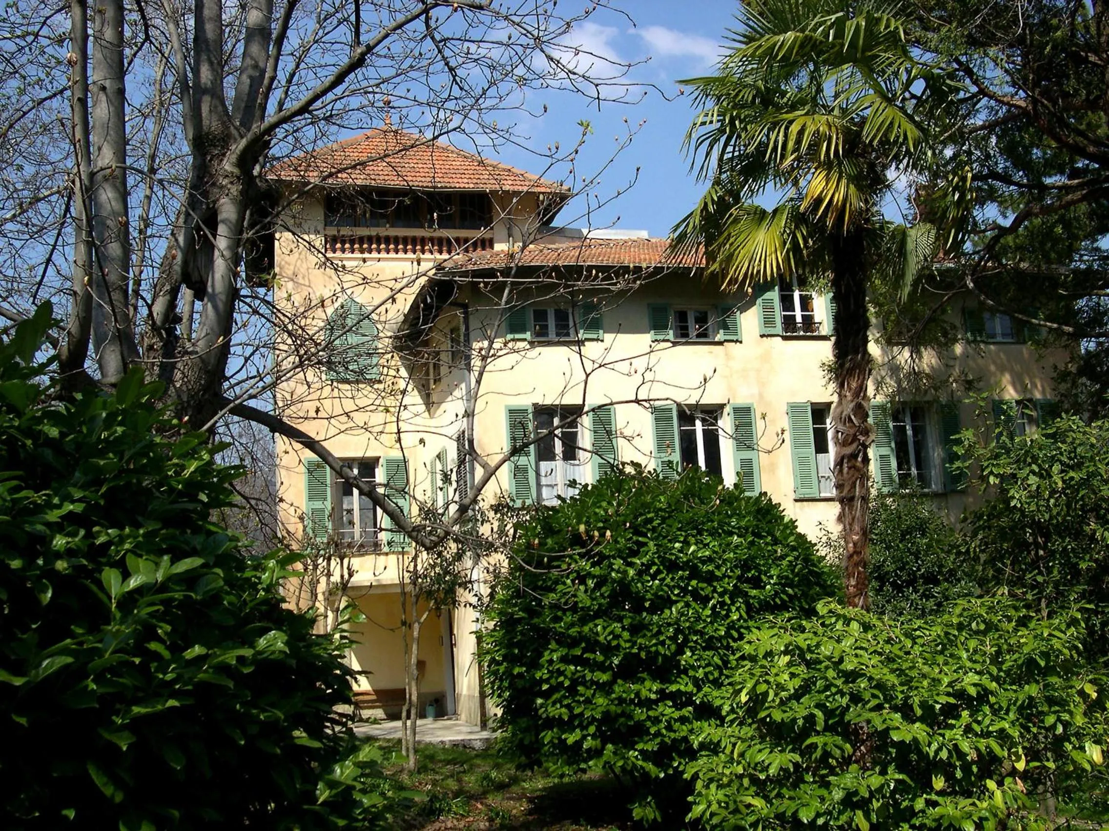 Property building in Domaine du Paraïs B&B