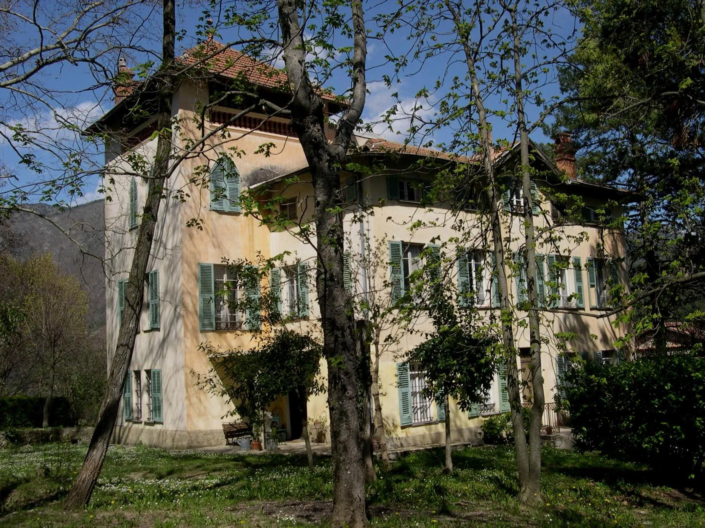 Property building in Domaine du Paraïs B&B