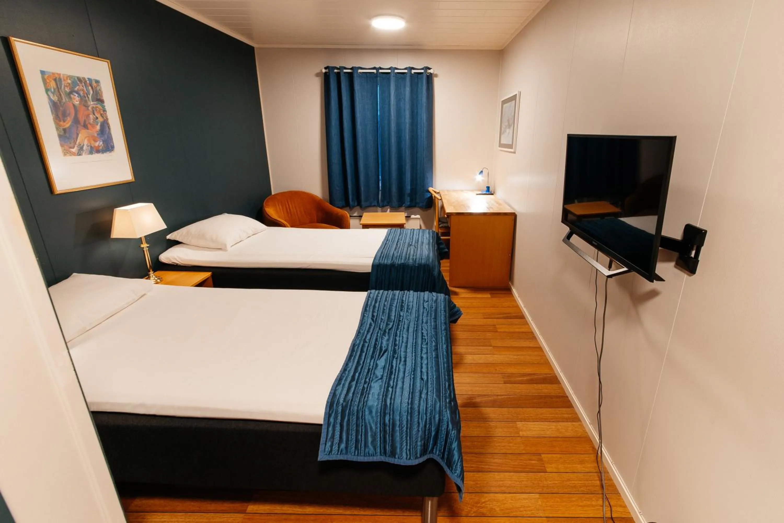 Bed in Myre Kysthotell