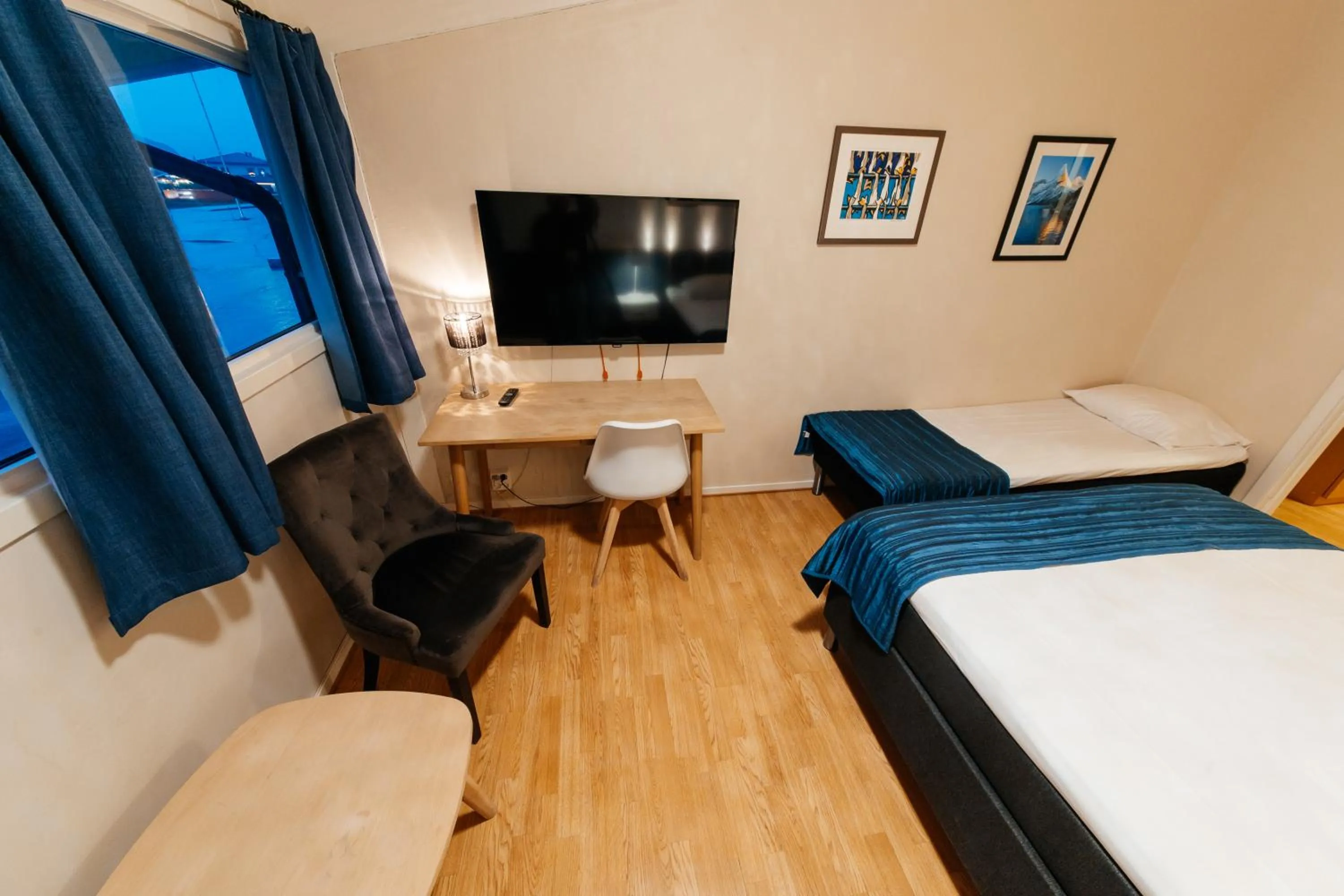 Bed in Myre Kysthotell