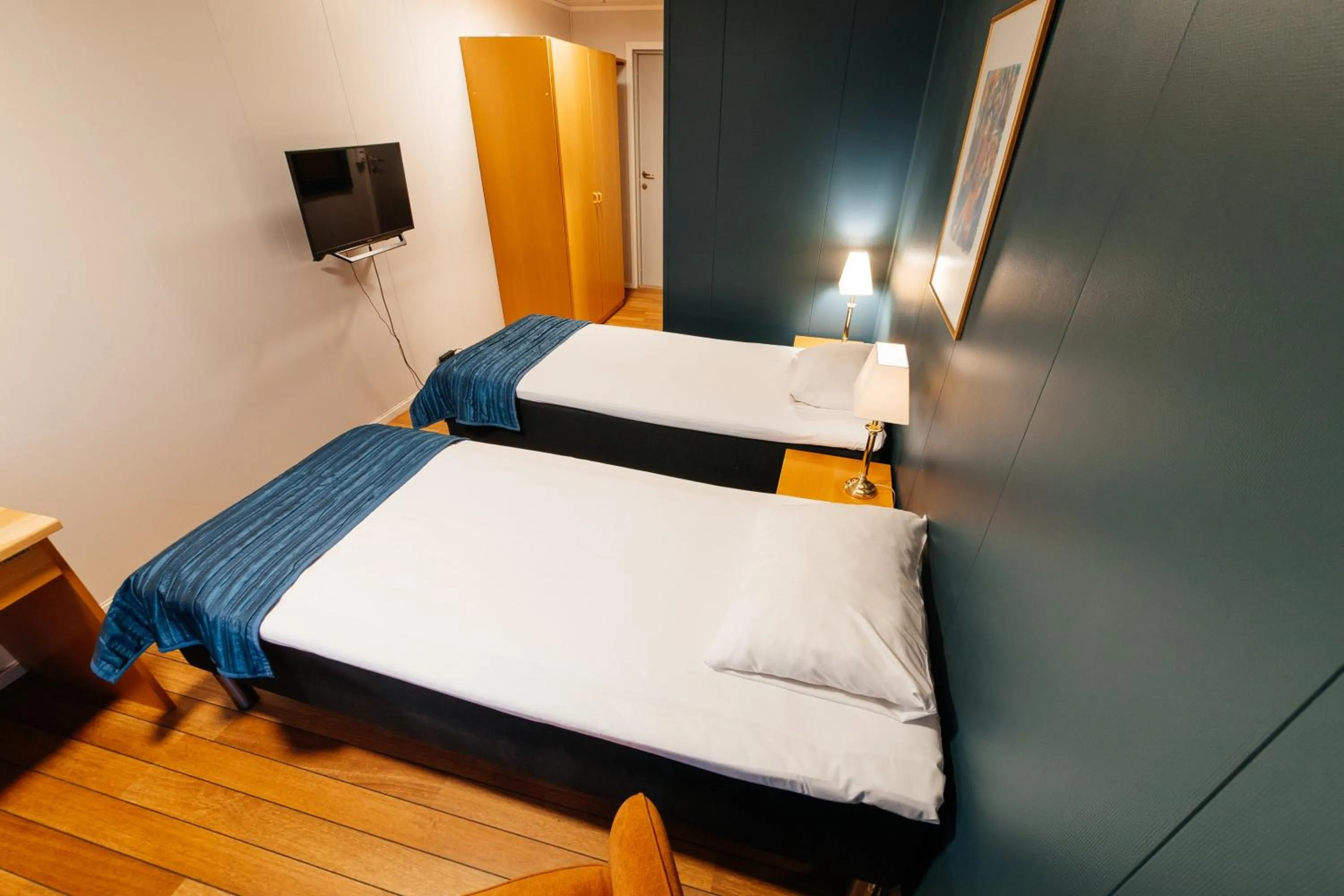 Bed in Myre Kysthotell