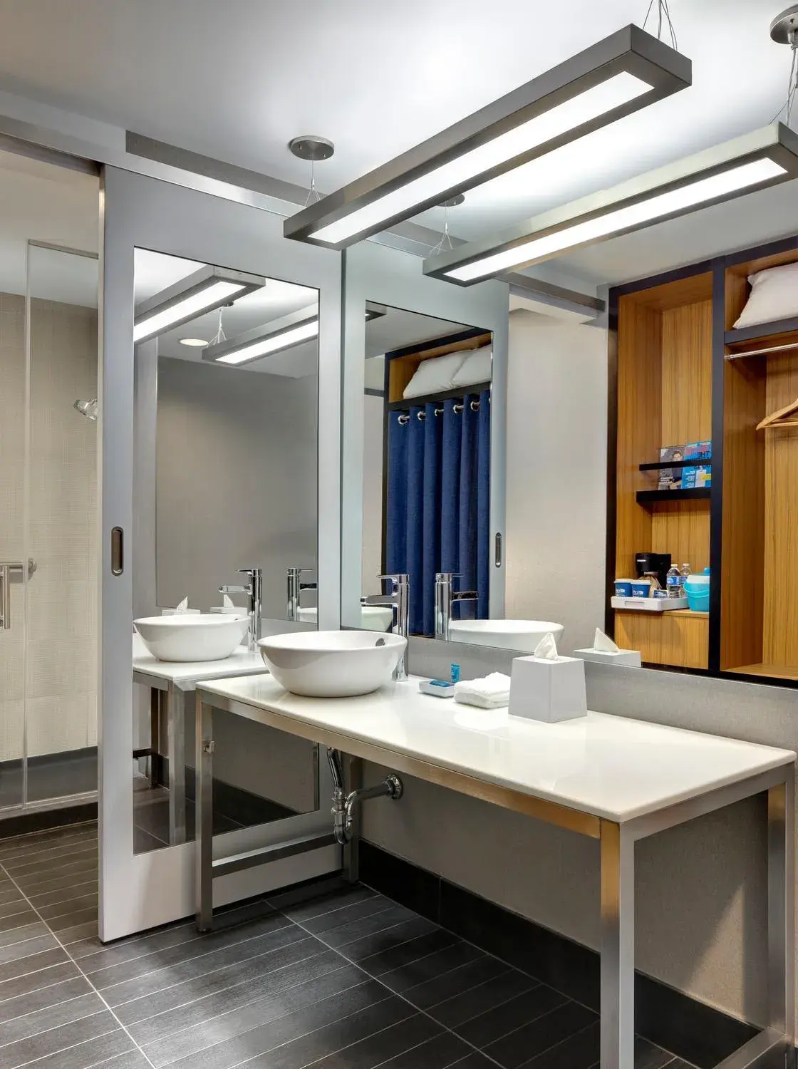 Suite, 1 King, Sofa bed, Corner room in Aloft New York Brooklyn Suite, 1 King, Sofa bed, Corner room in Aloft New York Brooklyn