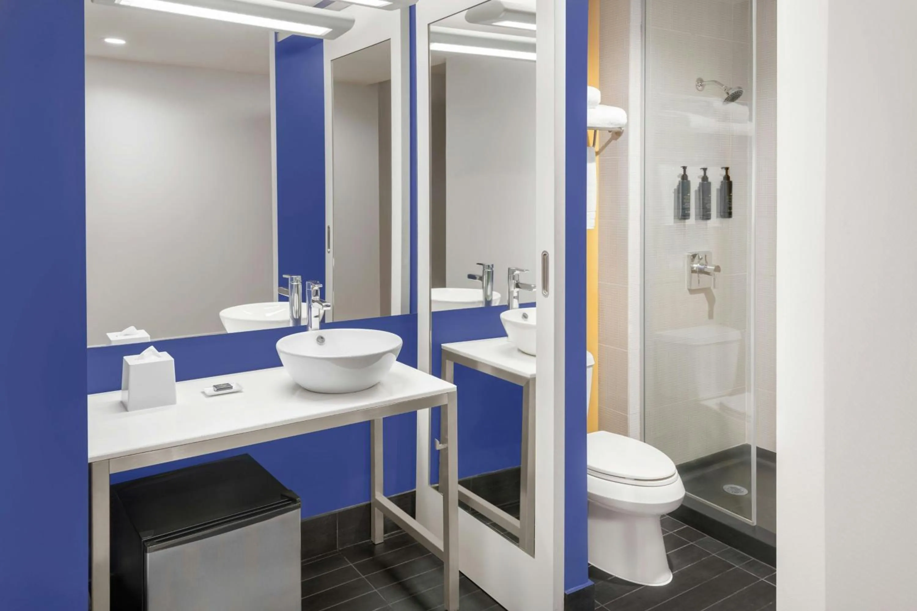 Bathroom in Aloft New York Brooklyn