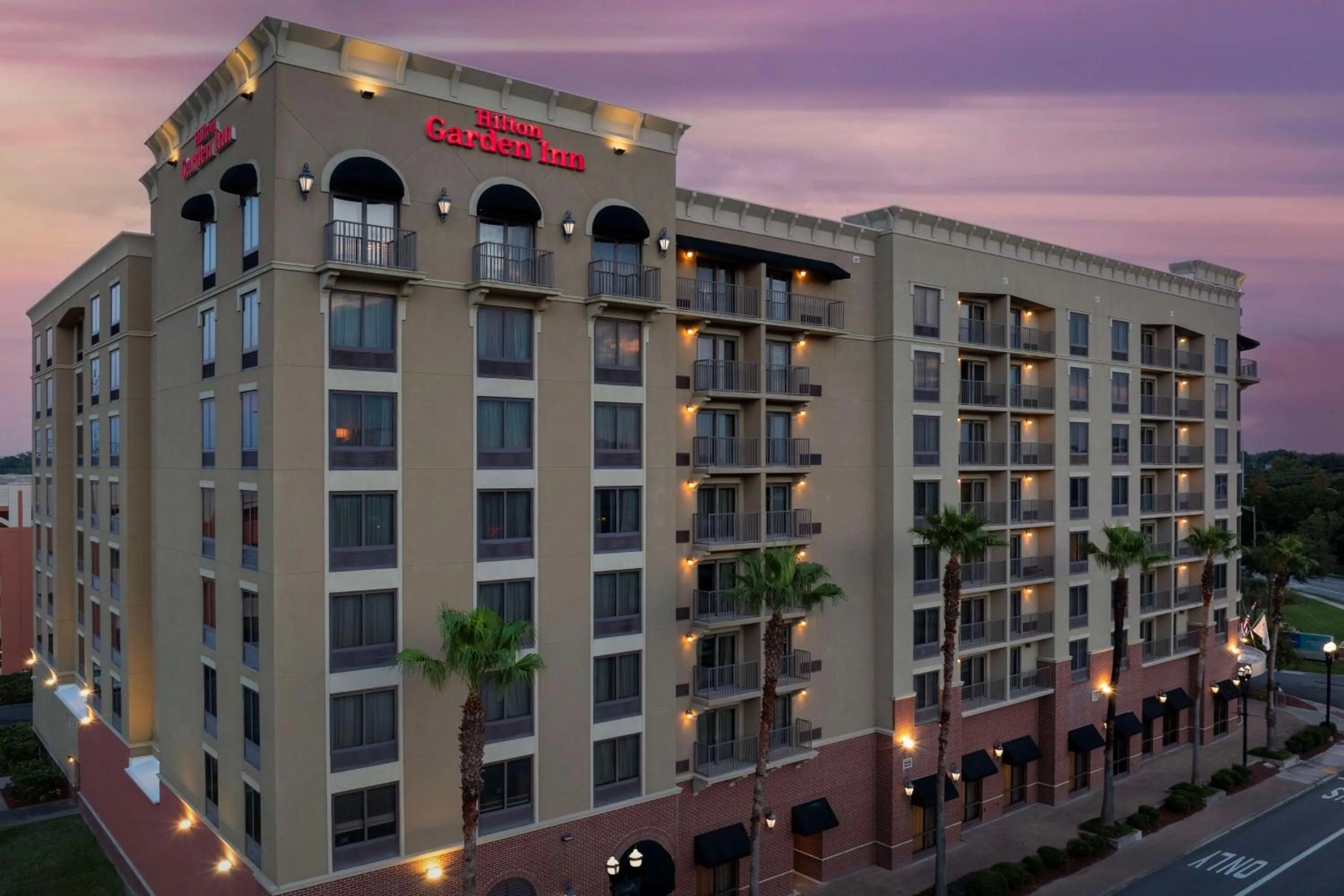 Property building in Hilton Garden Inn Jacksonville Downtown Southbank
