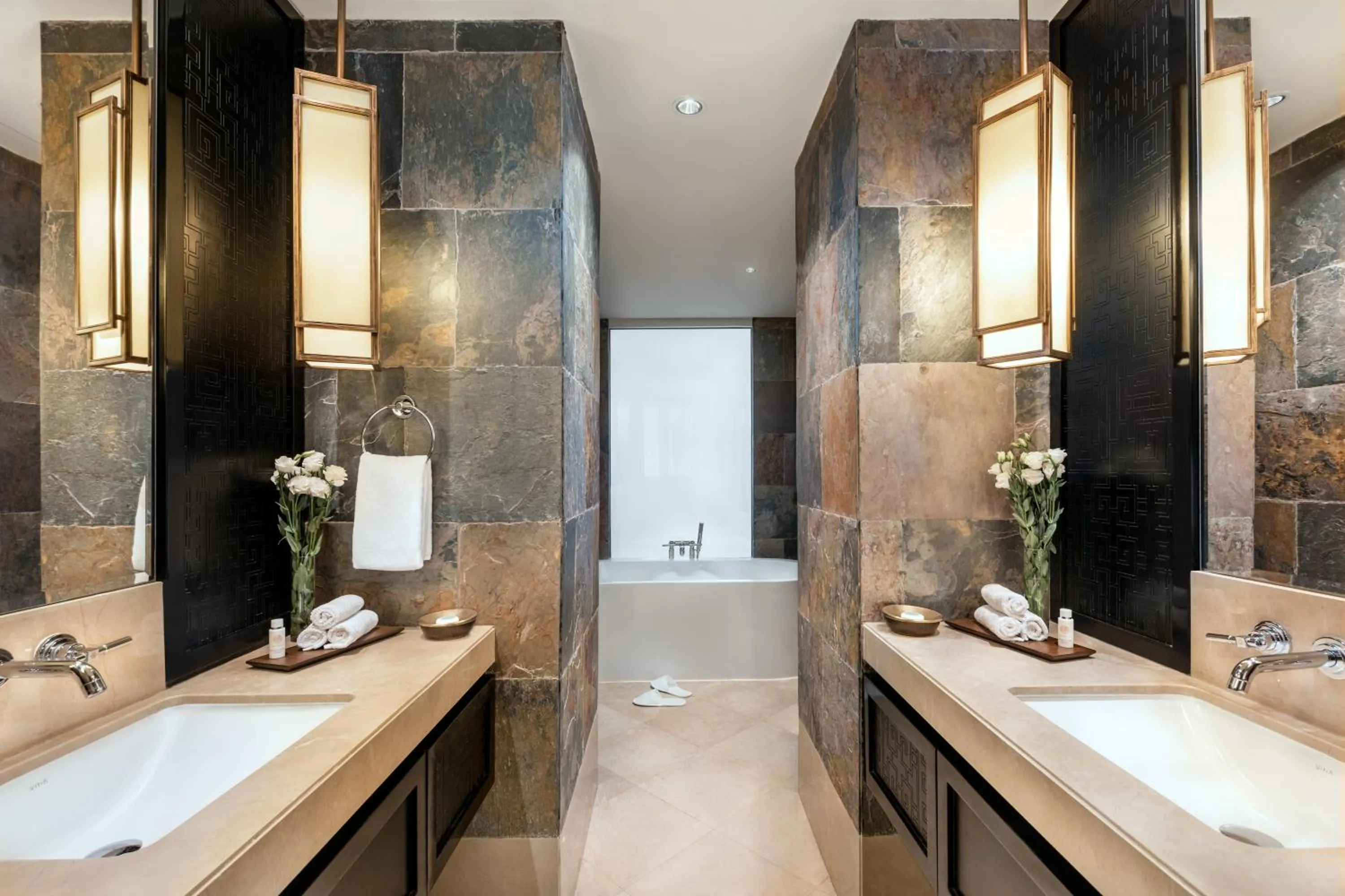 Bathroom in Oaks Ibn Battuta Gate Dubai