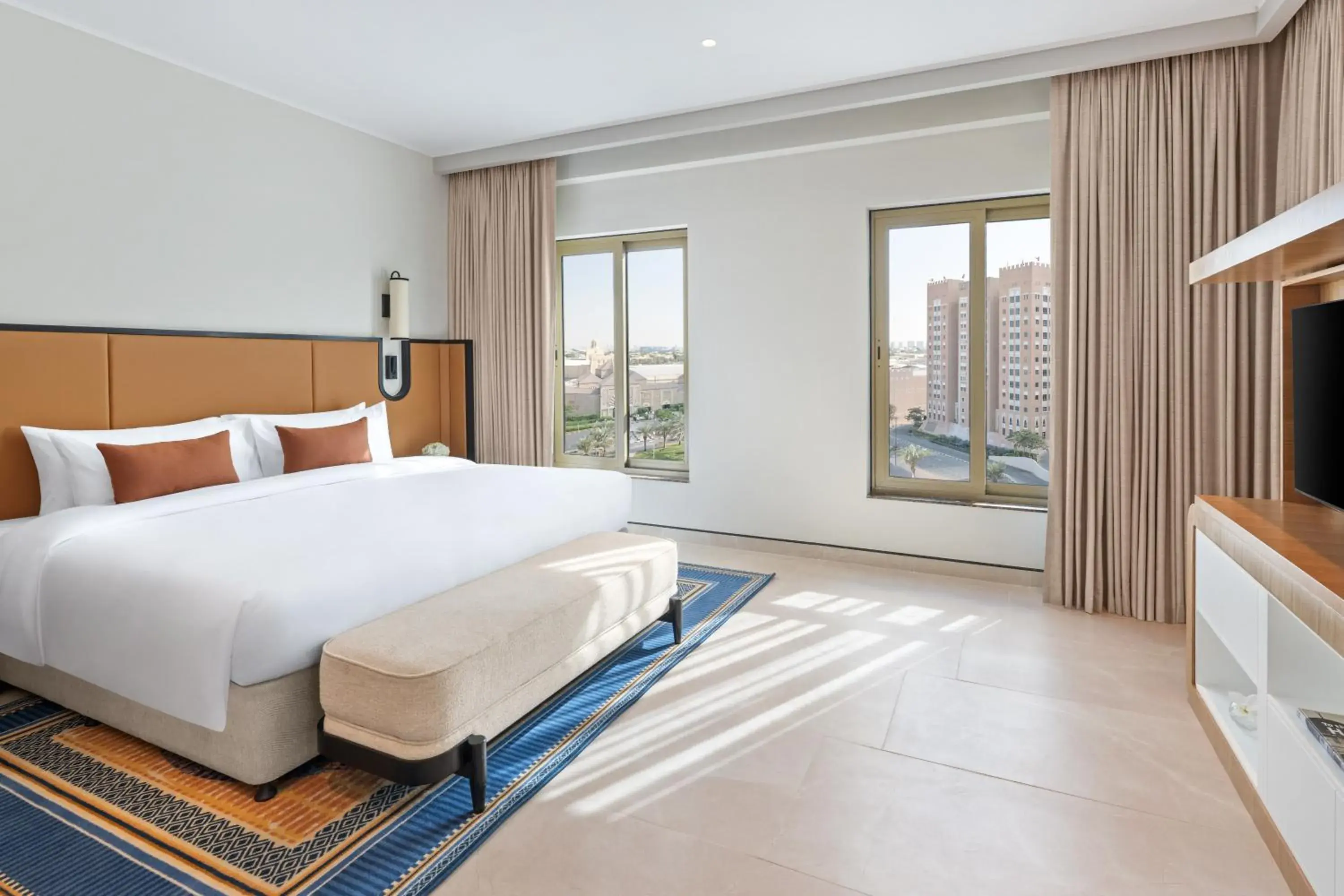 Bedroom, Bed in Oaks Ibn Battuta Gate Dubai Bedroom, Bed in Oaks Ibn Battuta Gate Dubai