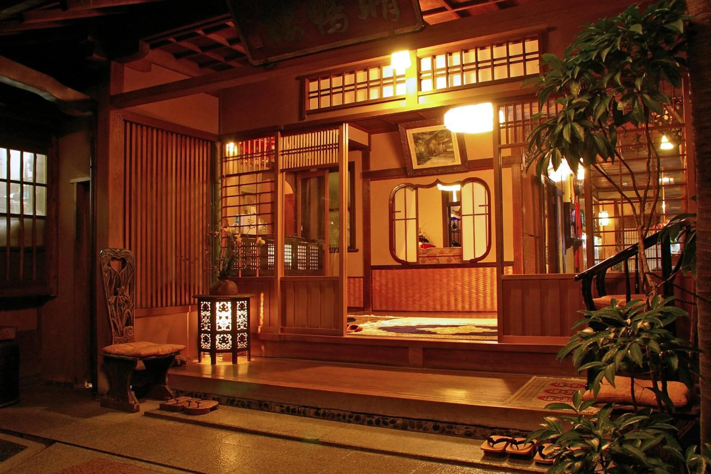 Facade/entrance in Seikoro Ryokan - Established in 1831