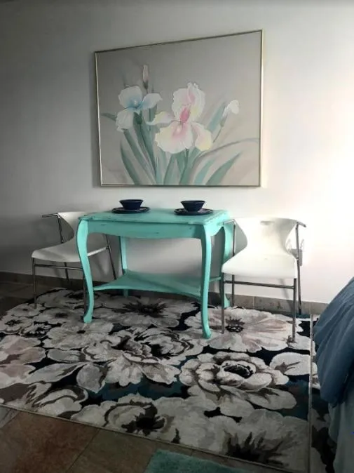 Seating area in Aquamarine Suites