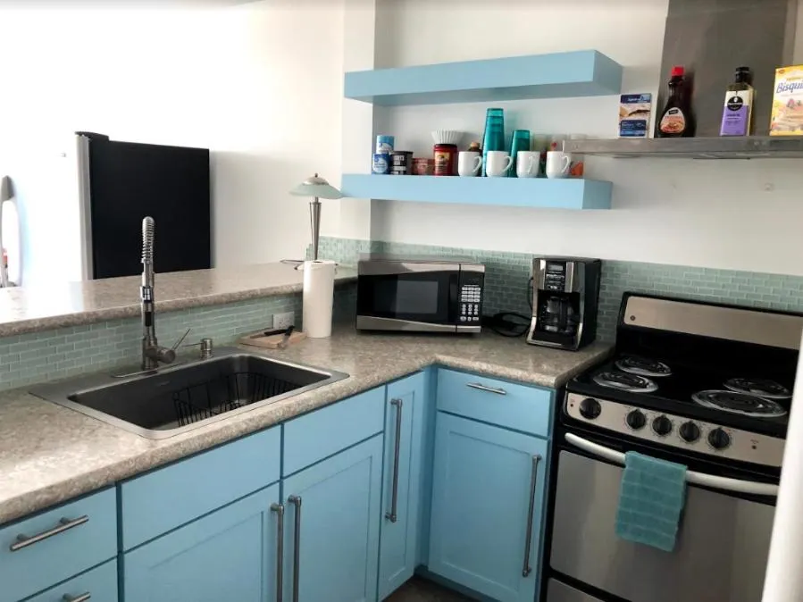 Kitchen or kitchenette in Aquamarine Suites